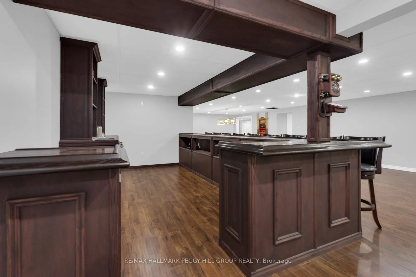 61 White Elm Road
