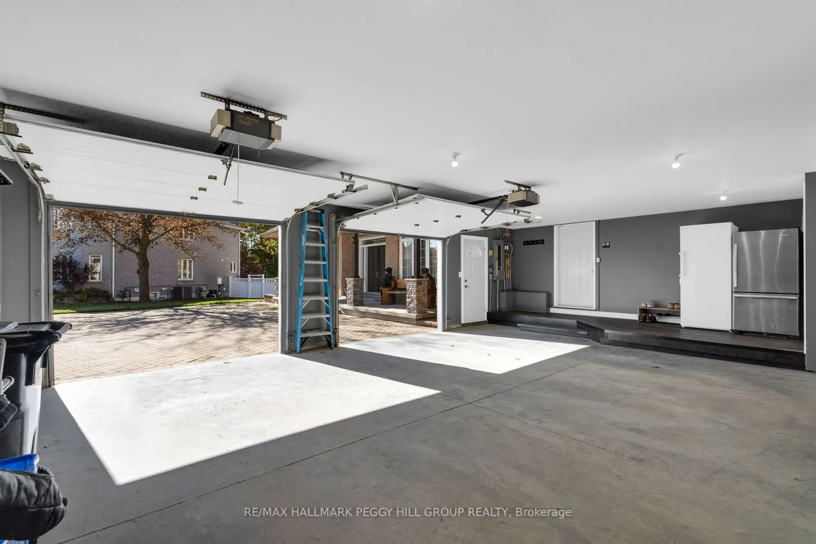 61 White Elm Road