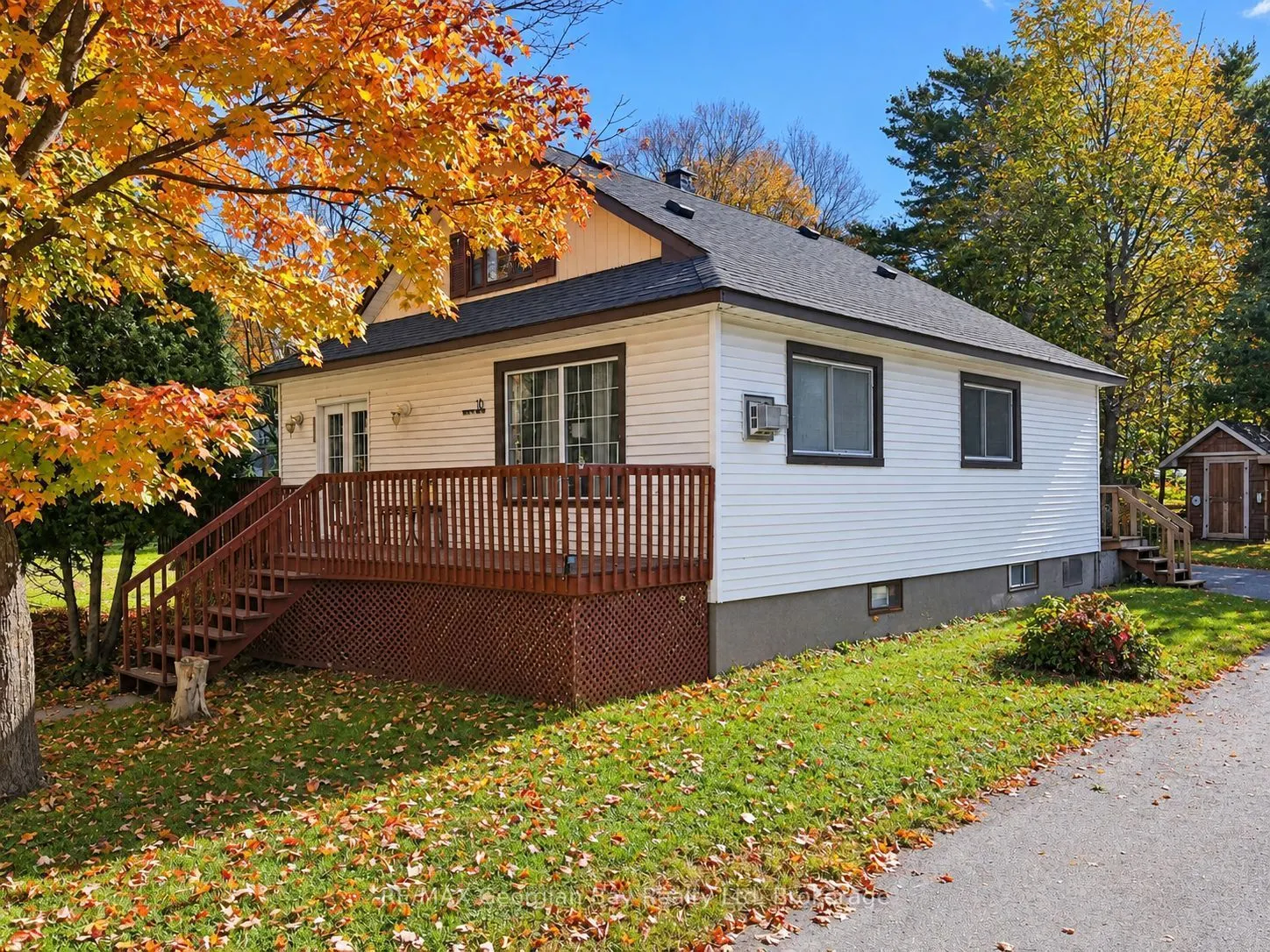 18 Brock Street
