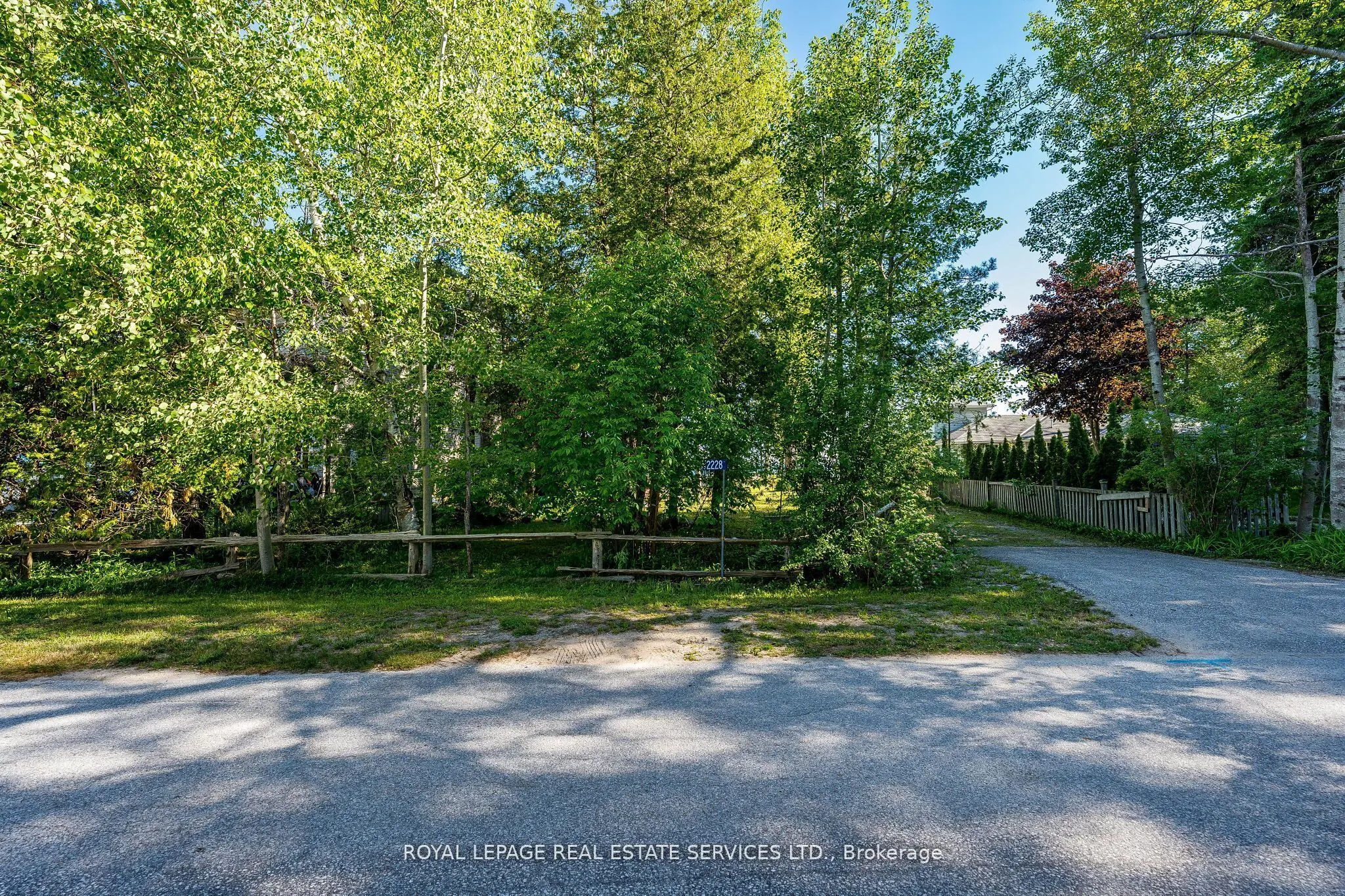 2228 Shore Lane