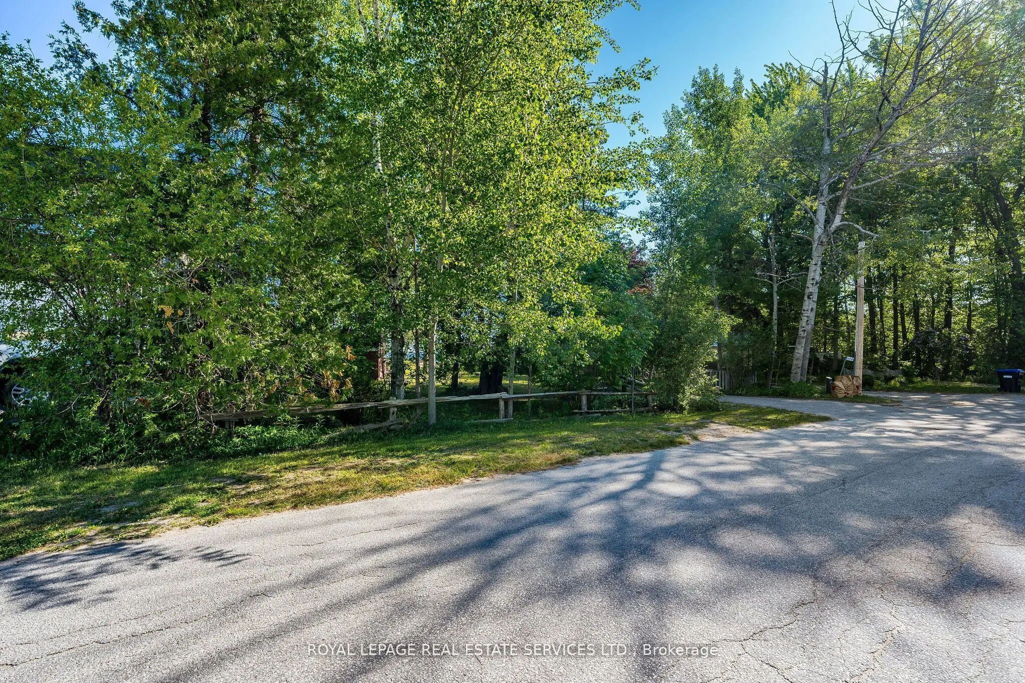 2228 Shore Lane