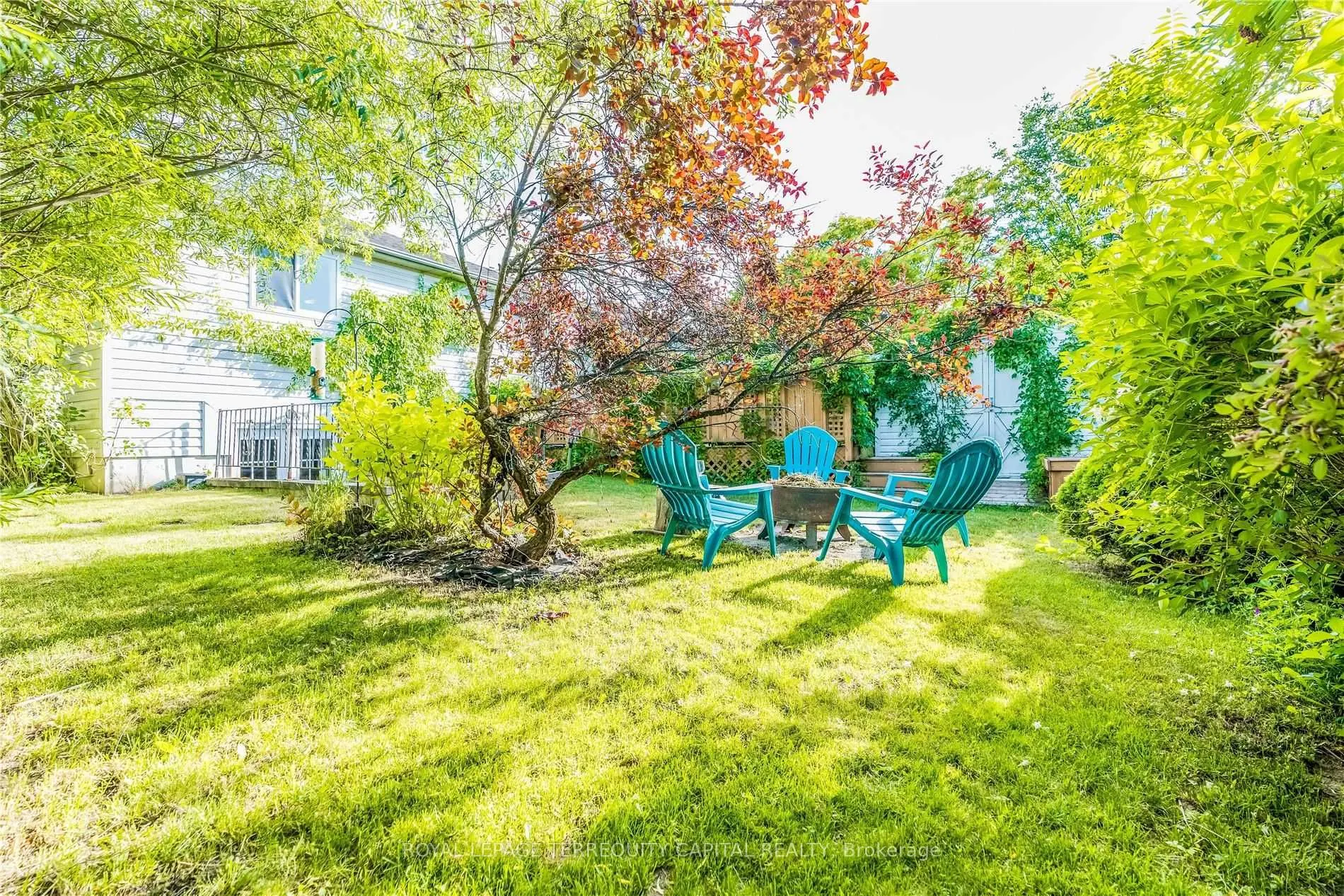 25 Whitehorn Crescent #Lower