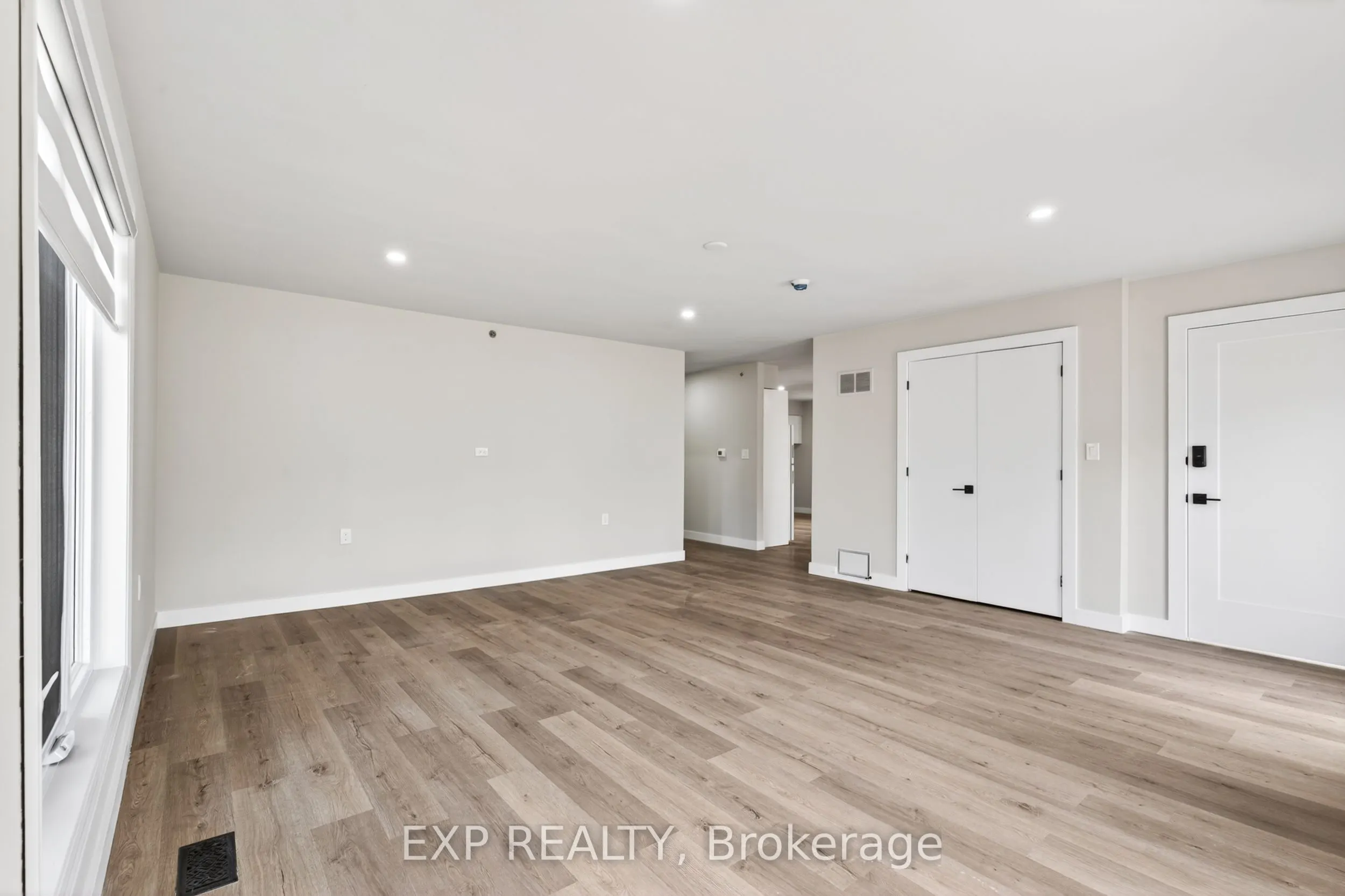 263 Anne Street N #1