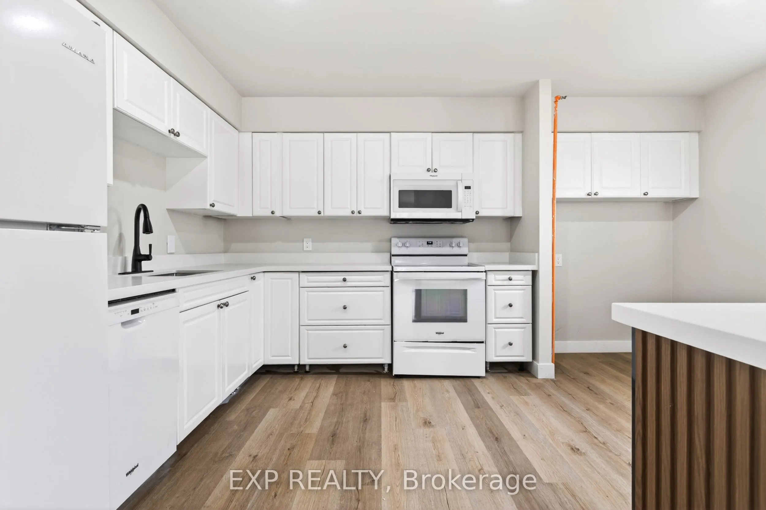 263 Anne Street N #1