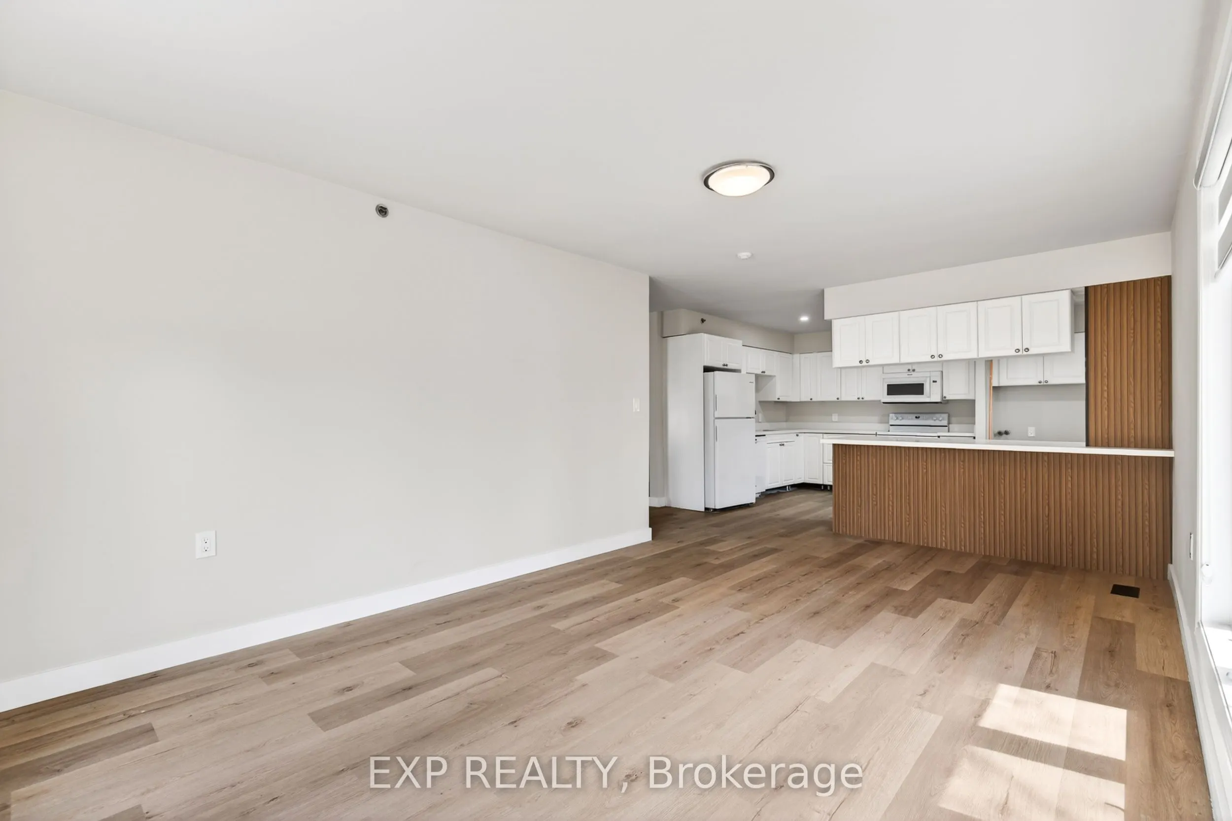 263 Anne Street N #1