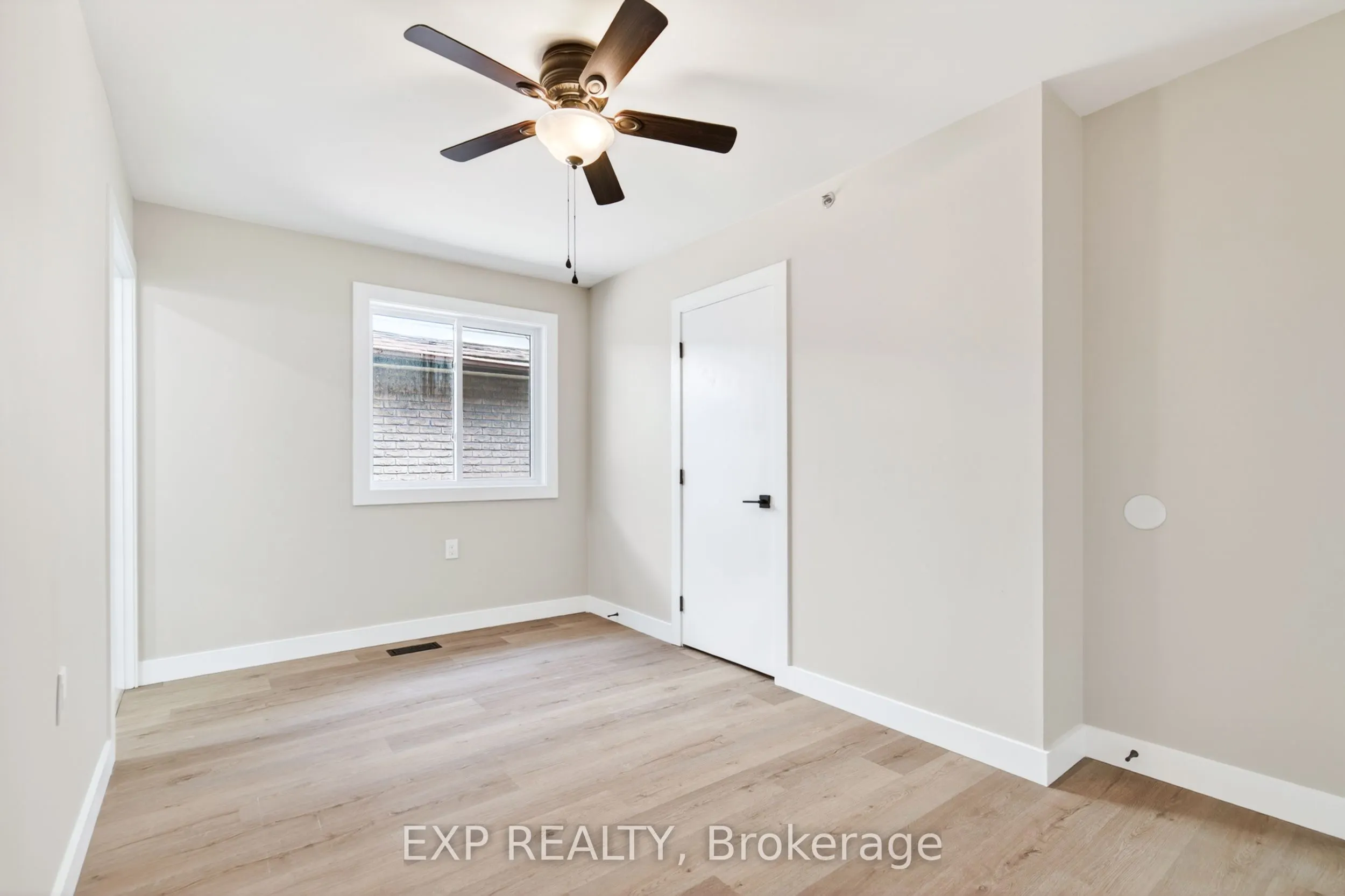 263 Anne Street N #1