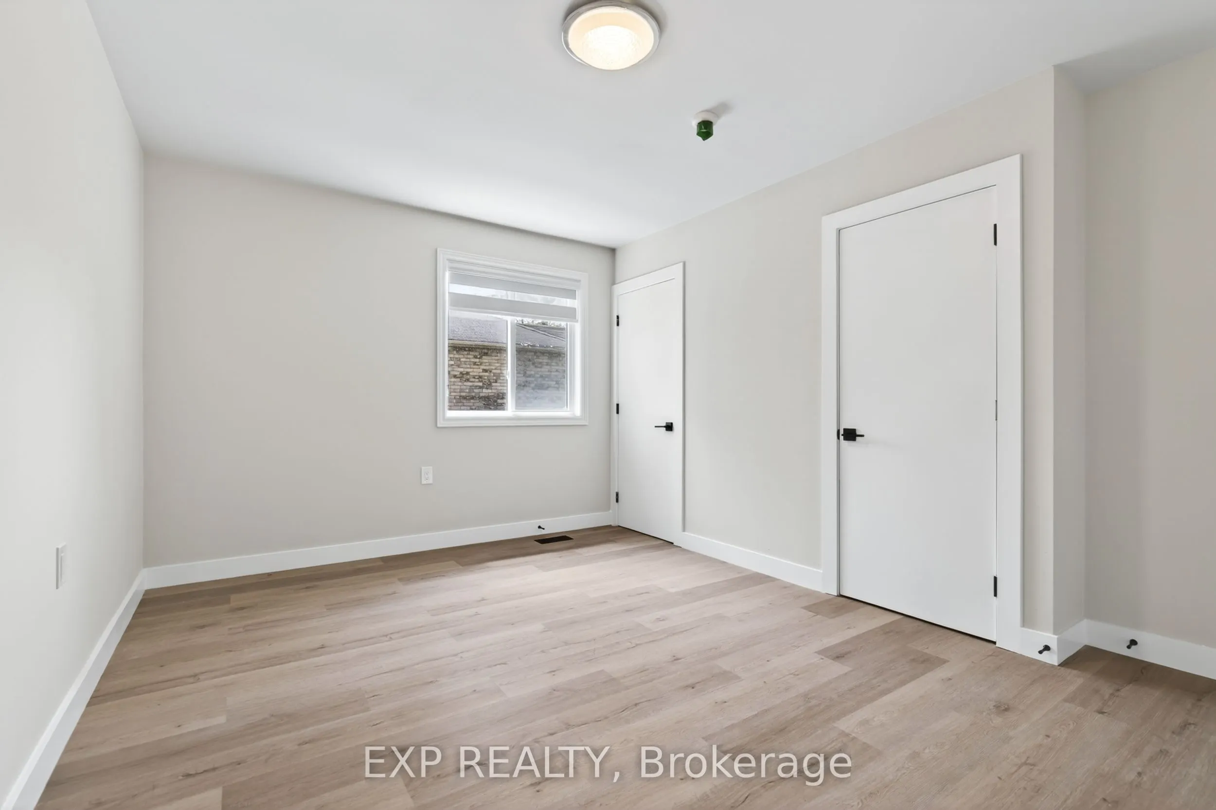263 Anne Street N #1