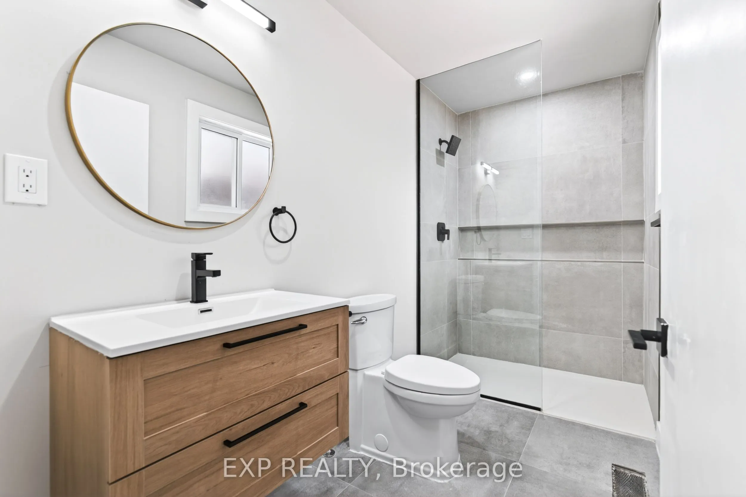 263 Anne Street N #1