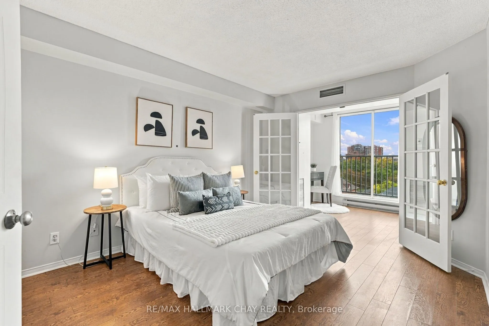150 Dunlop Street E #710