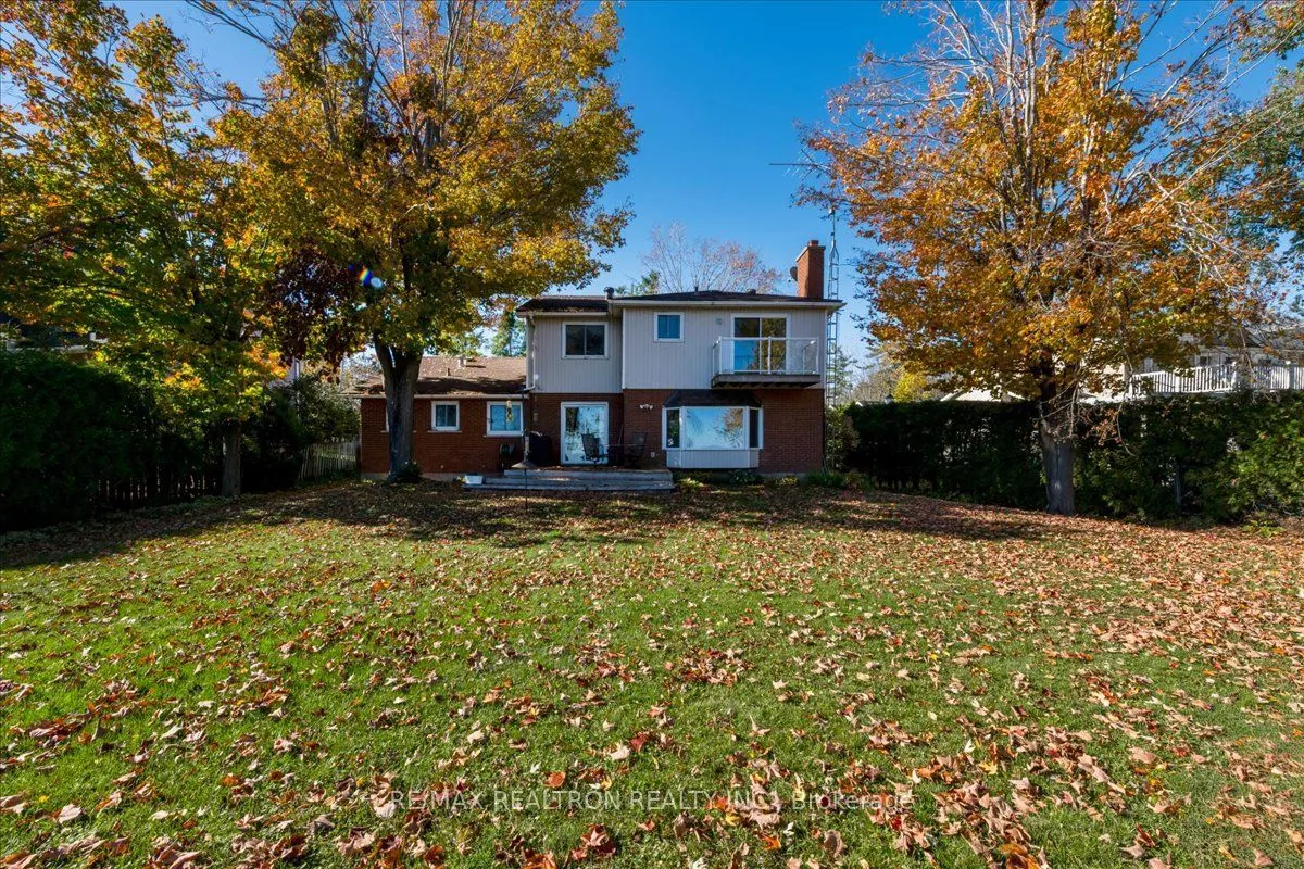 39 Grandview Crescent