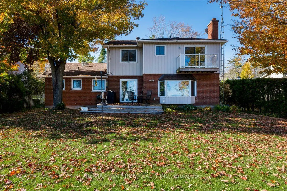 39 Grandview Crescent