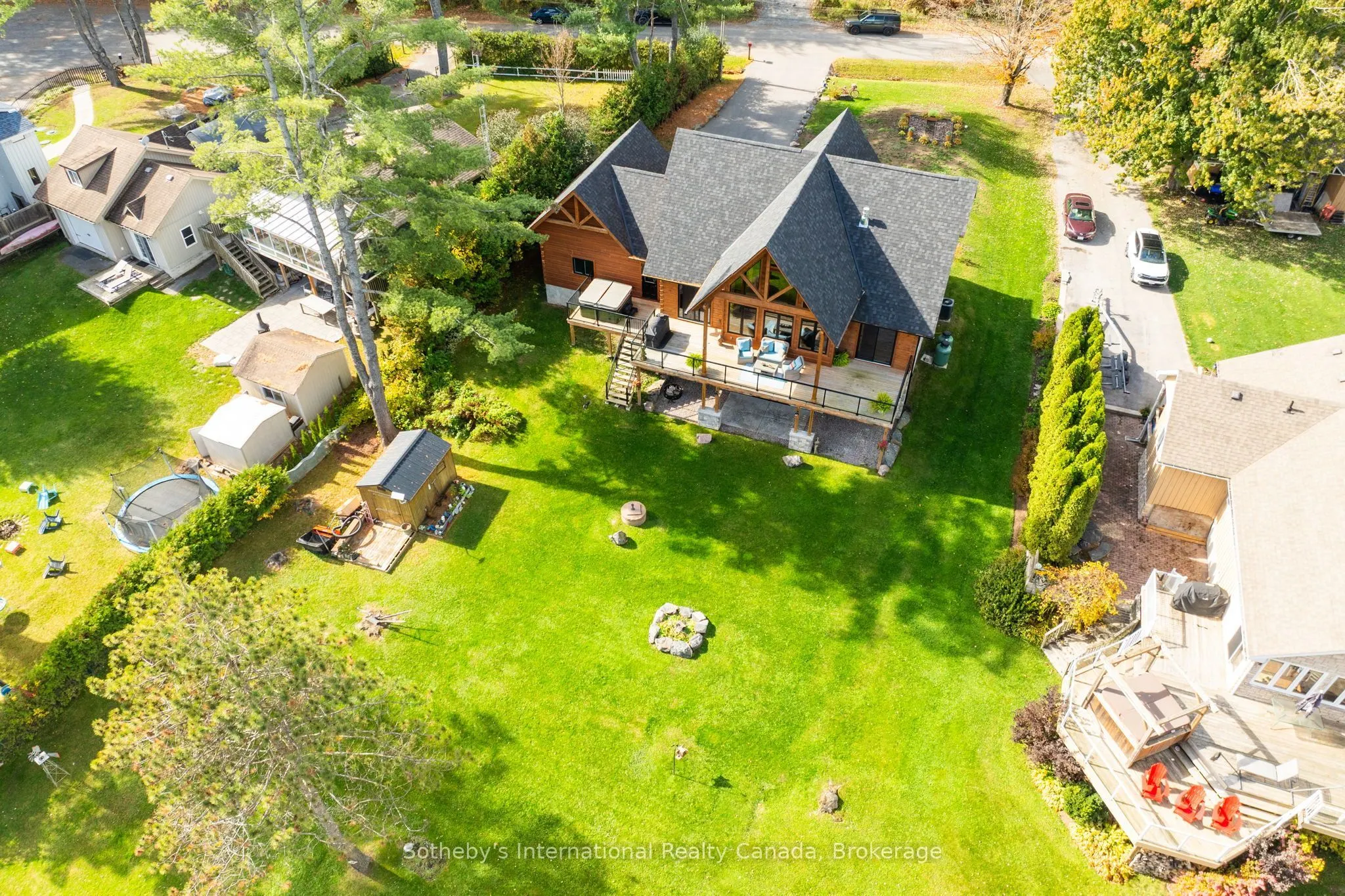 1935 Mcleod Drive