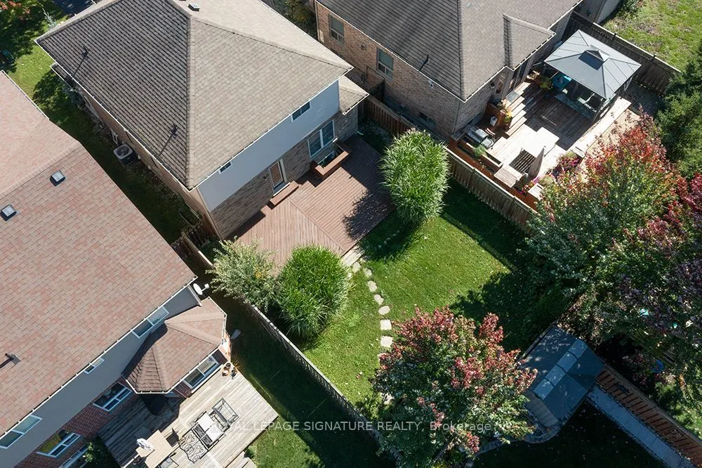 32 Davis Street