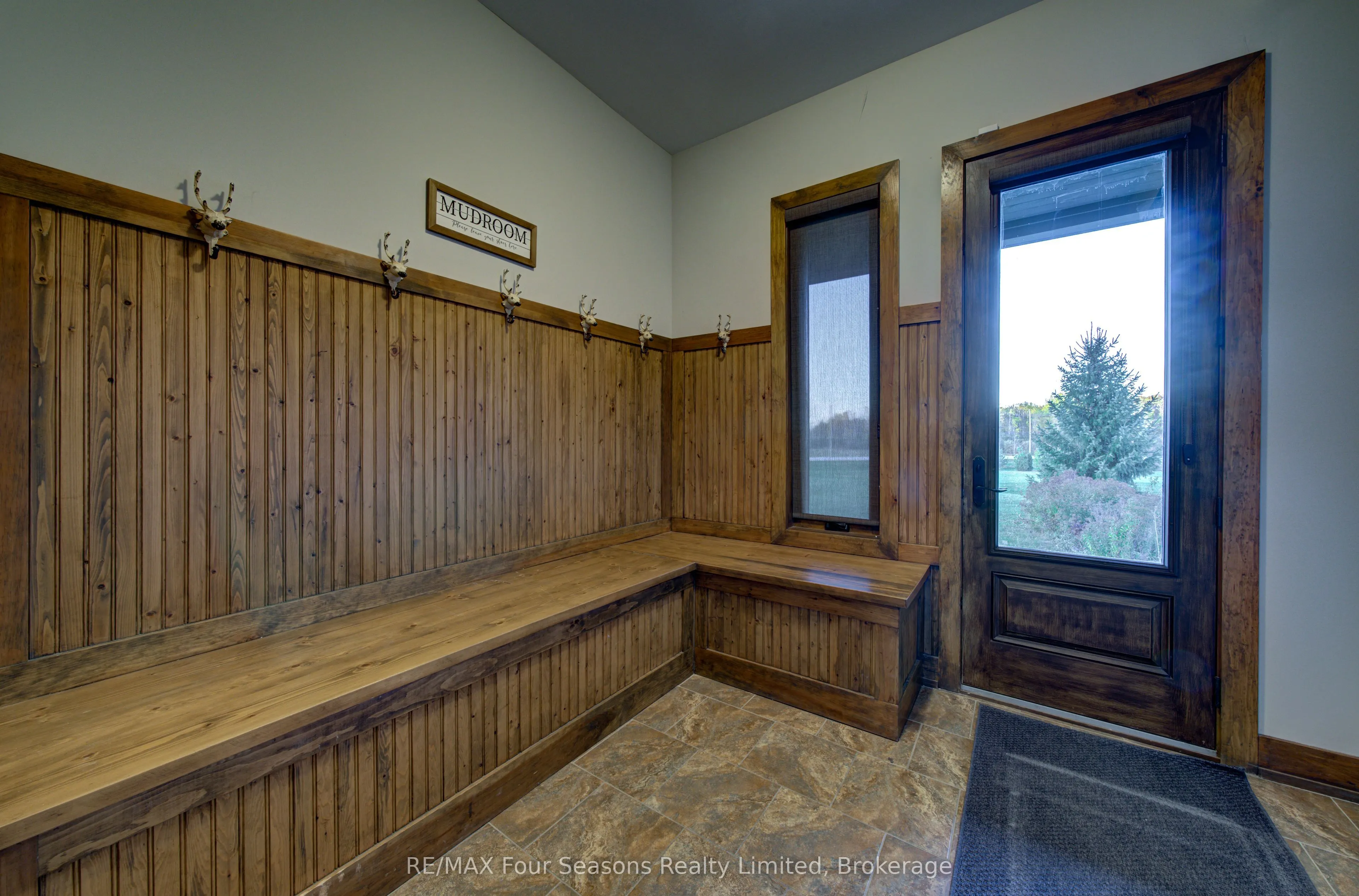 9 Windrose Valley Boulevard