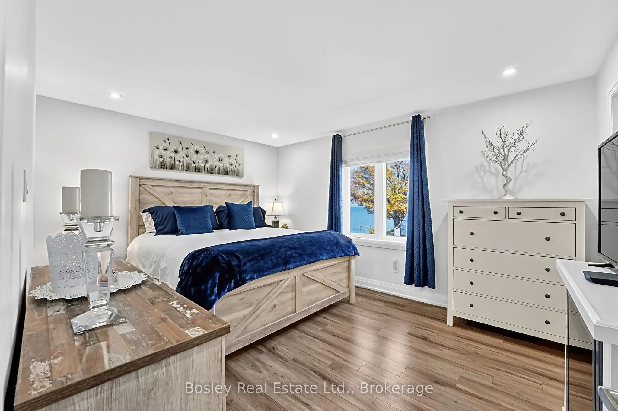 42 Robins Point Road