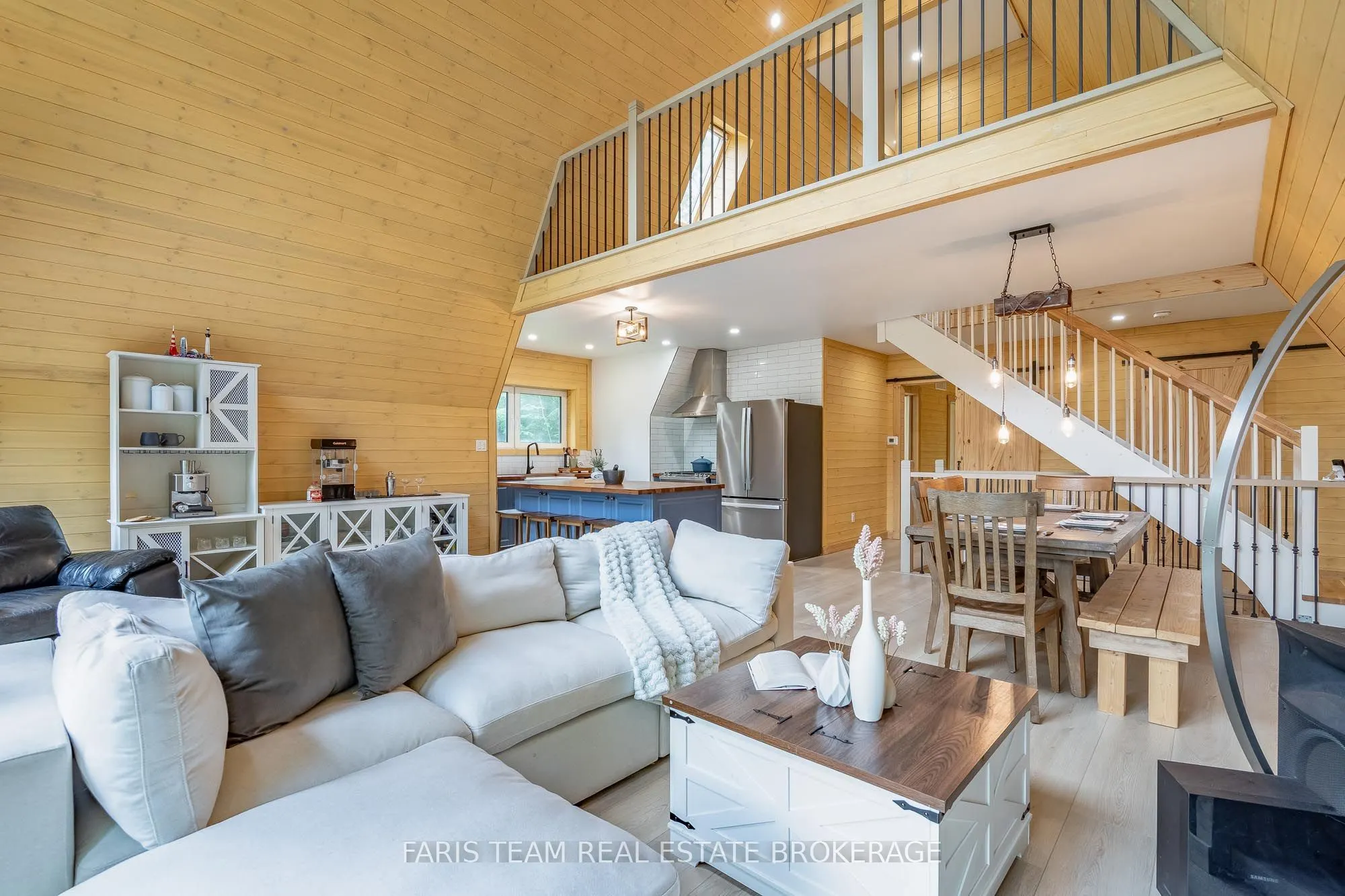 1490 Champlain Road