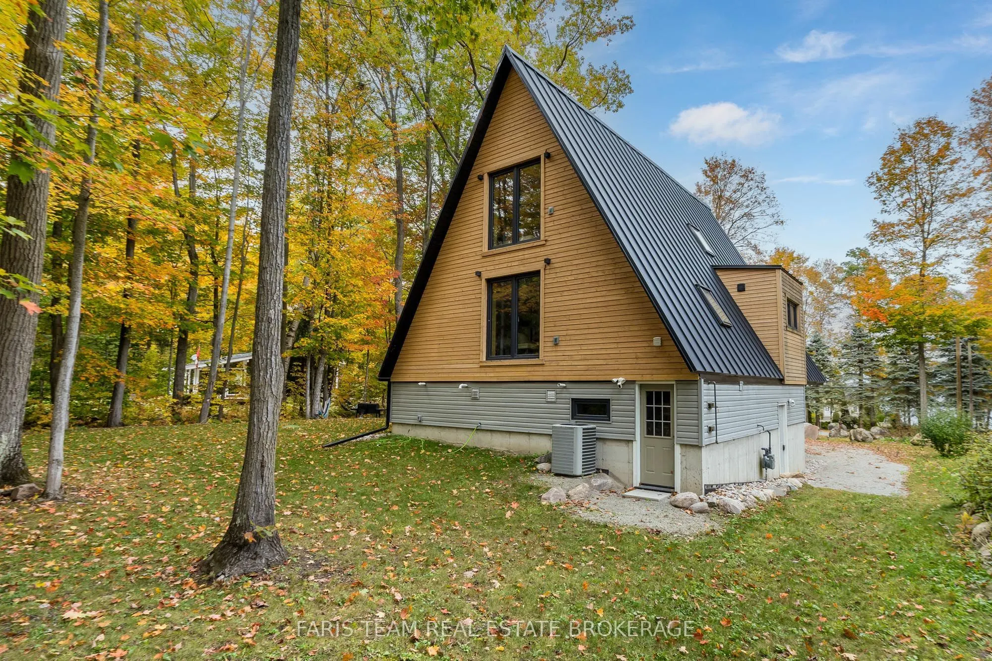 1490 Champlain Road