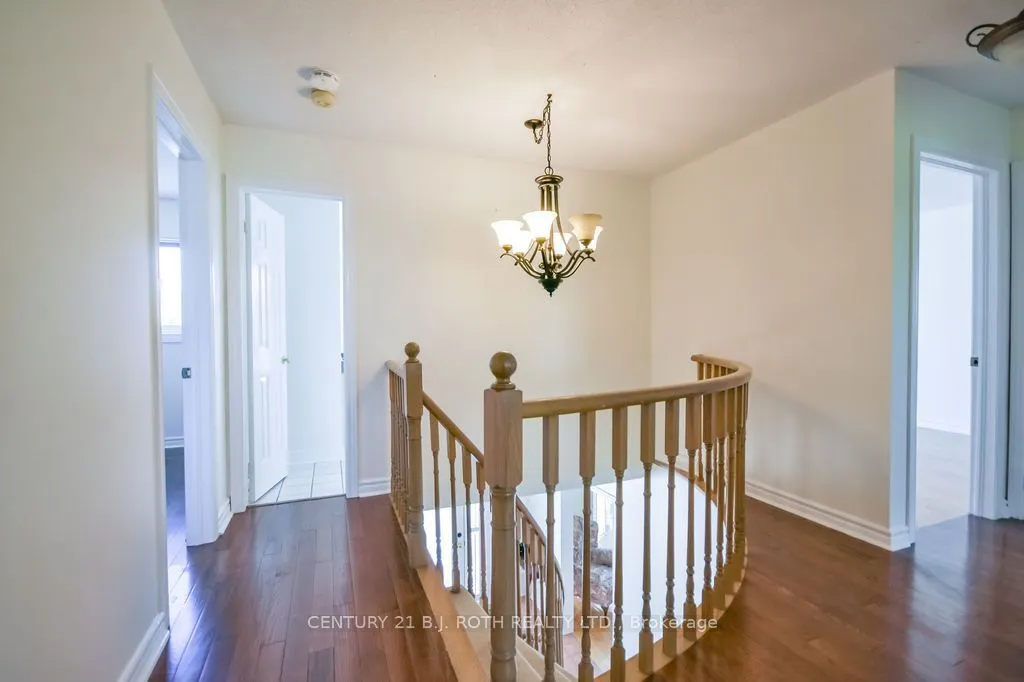 24 Grand Forest Drive