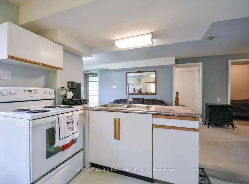 24 Grand Forest Drive