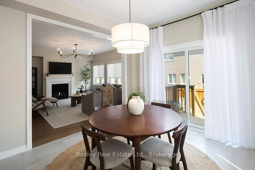 259 Centre Street W
