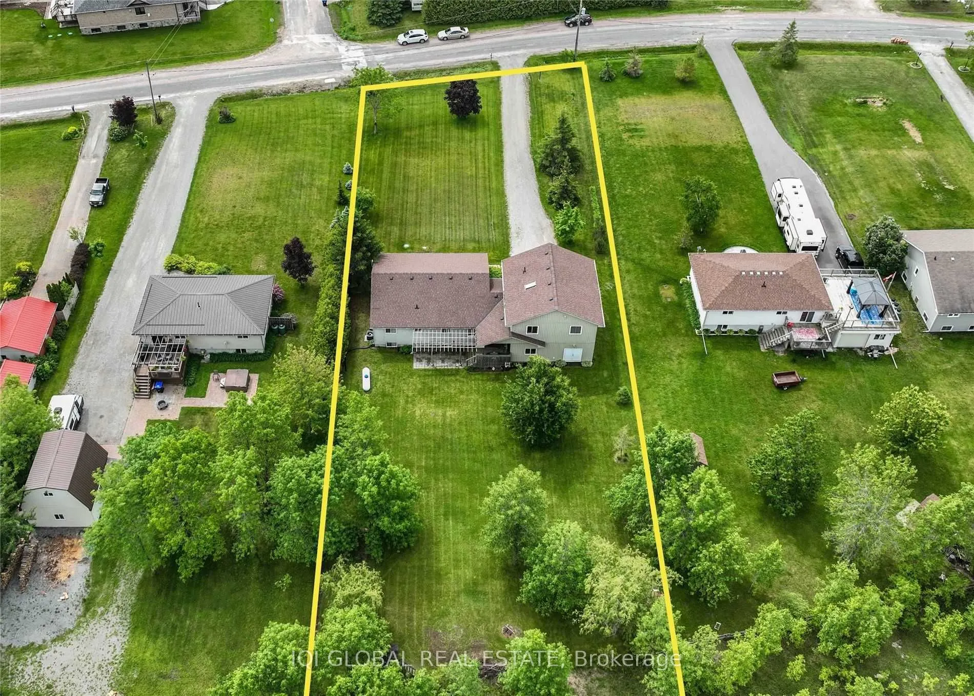 3872 EDGEHILL Road