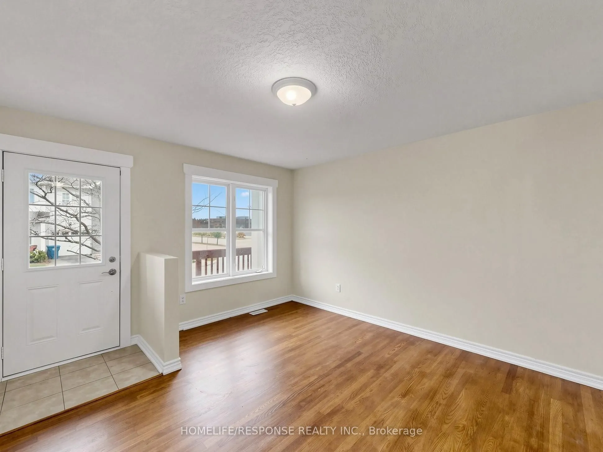 800 West Ridge Boulevard #32