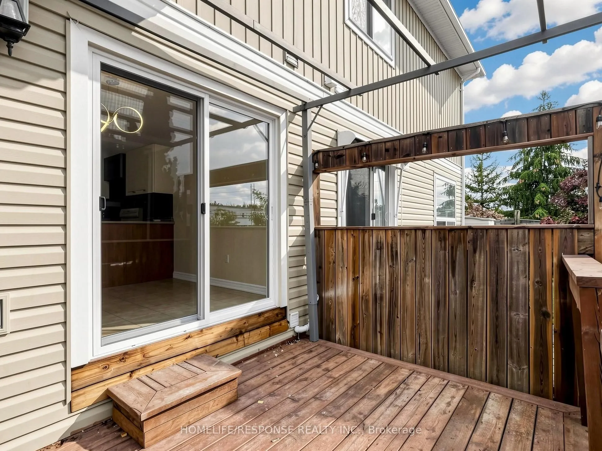 800 West Ridge Boulevard #32