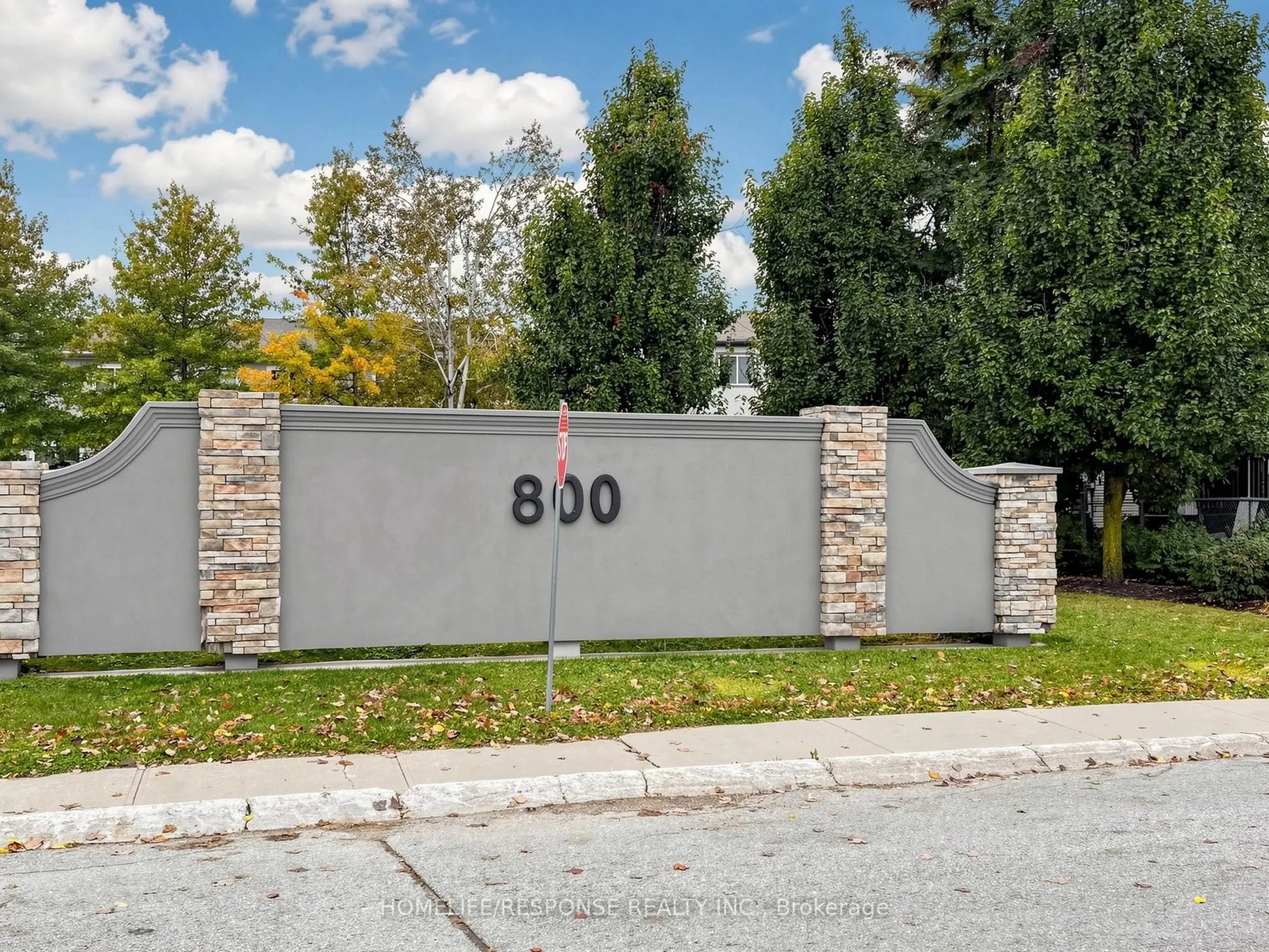 800 West Ridge Boulevard #32