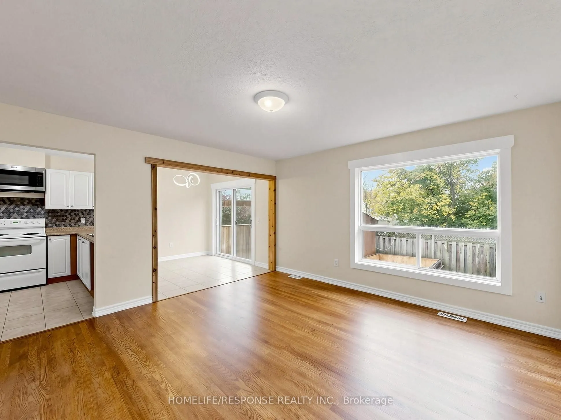 800 West Ridge Boulevard #32