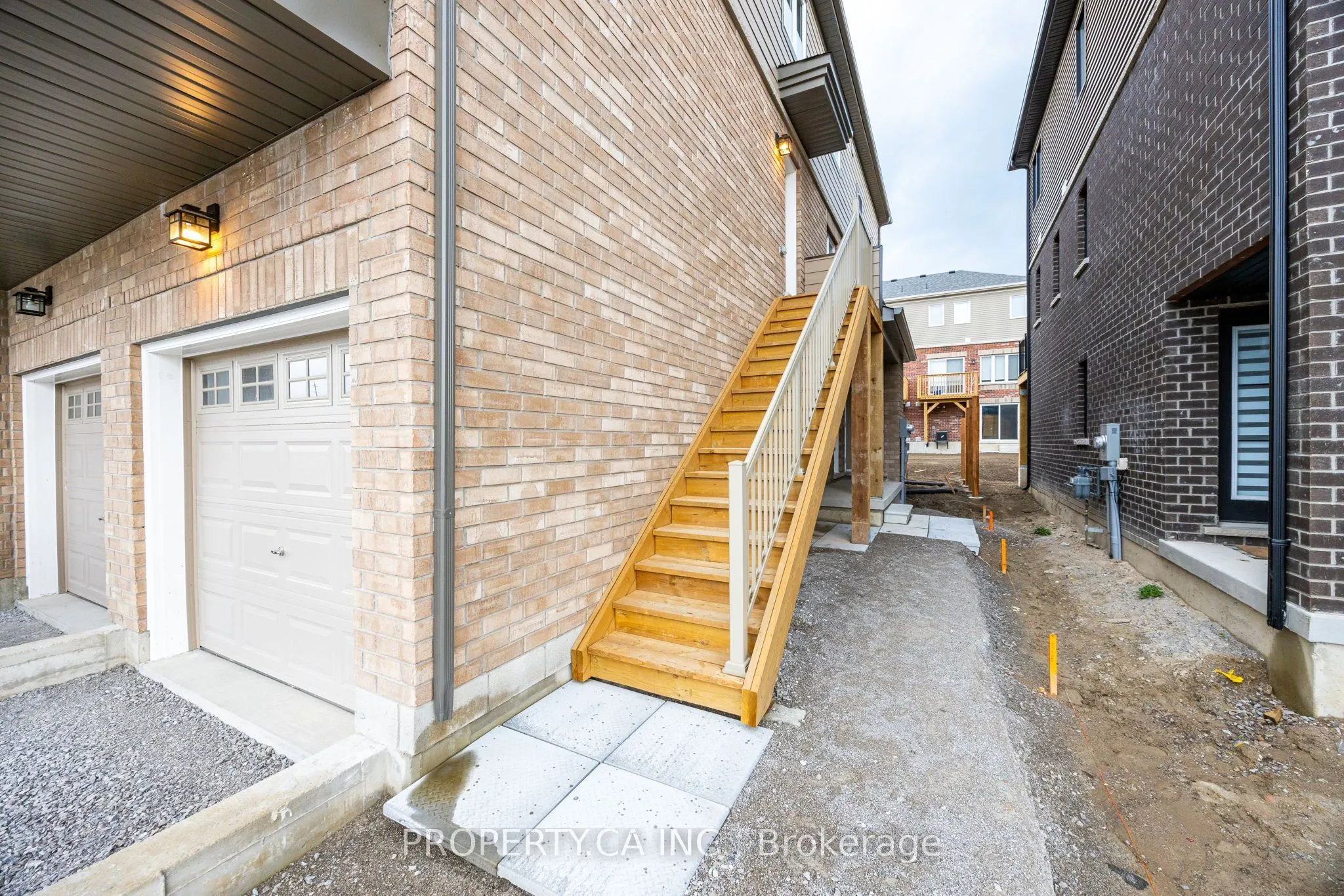 11 Tobias Lane #5