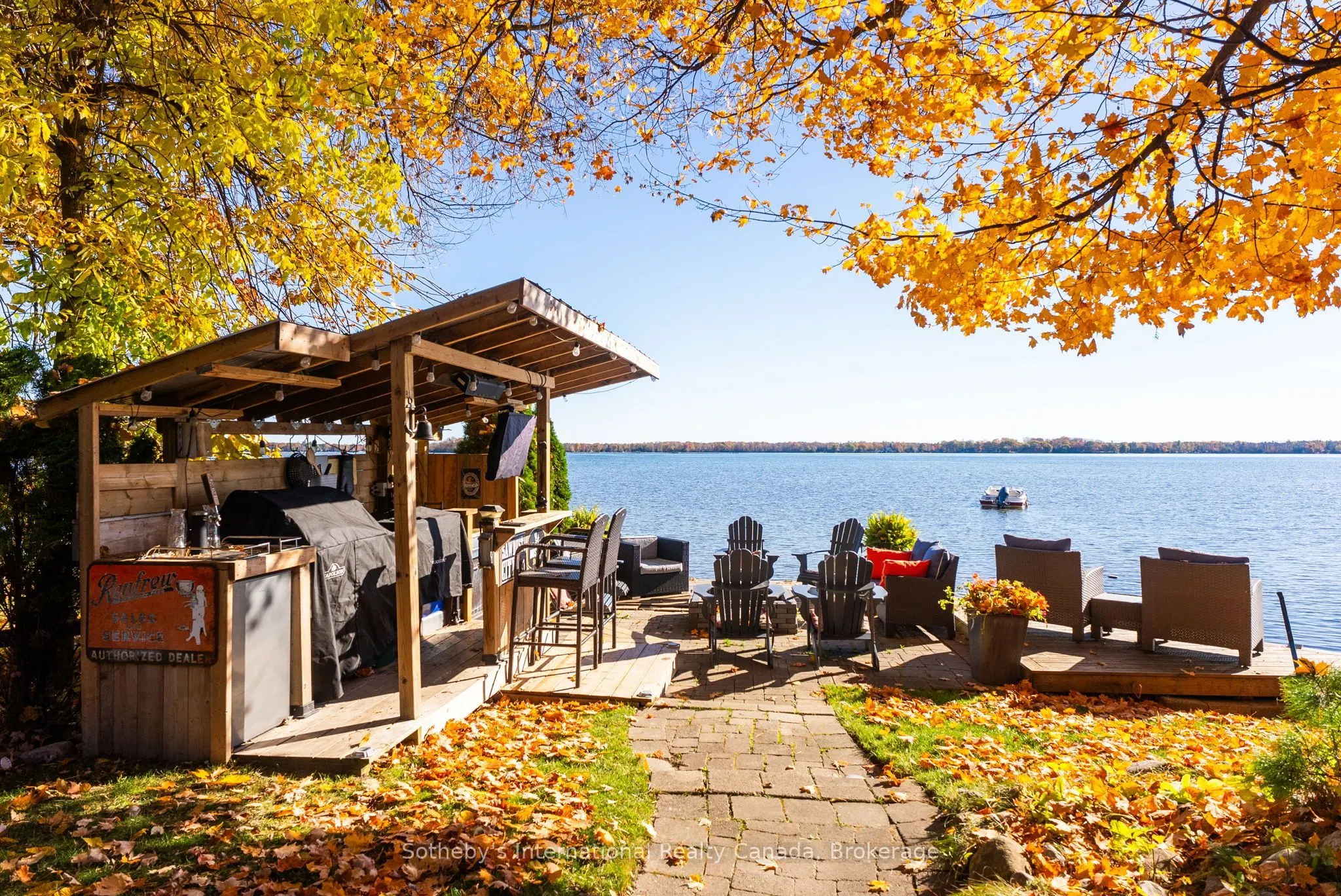 3211 Crescent Bay Road