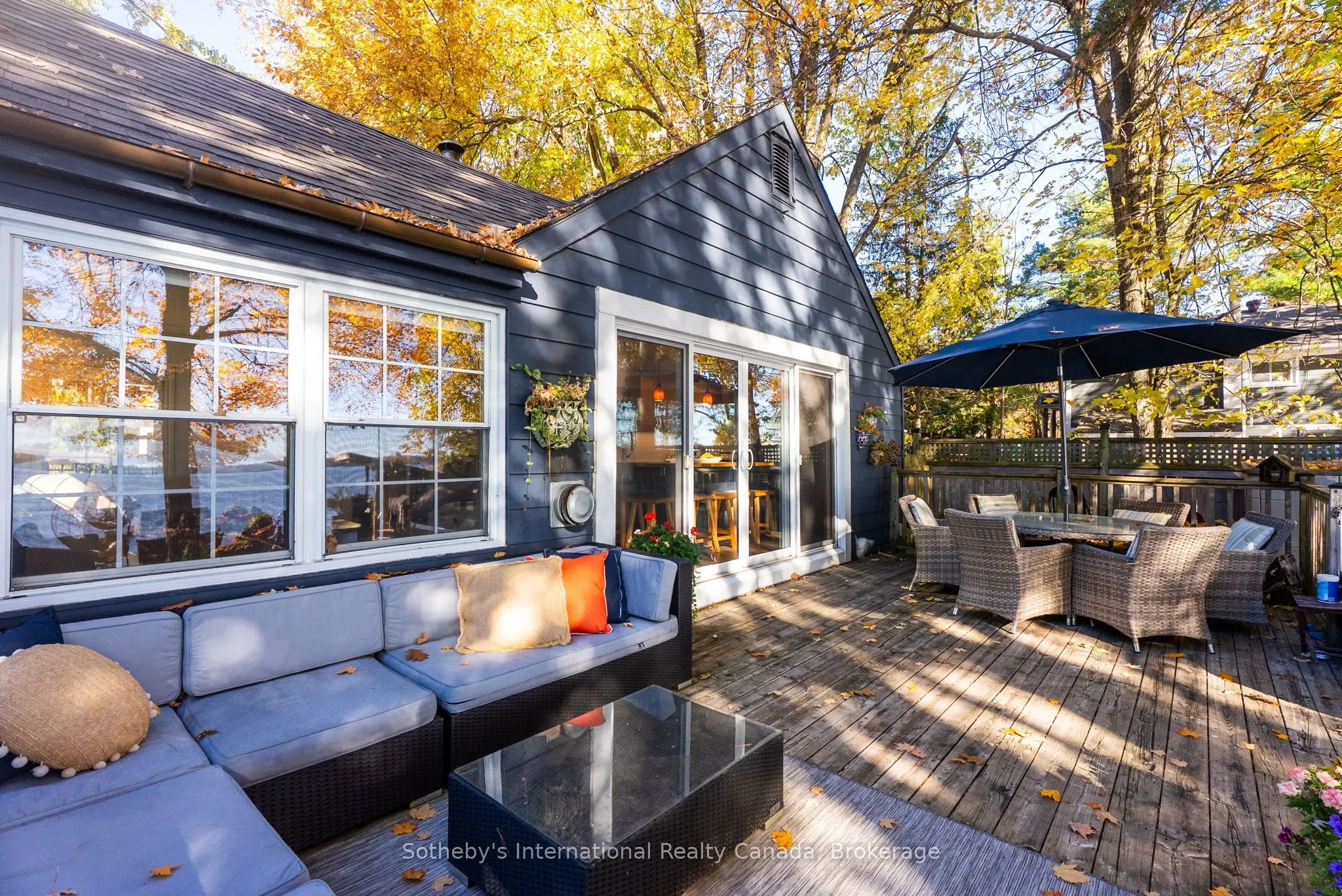 3211 Crescent Bay Road