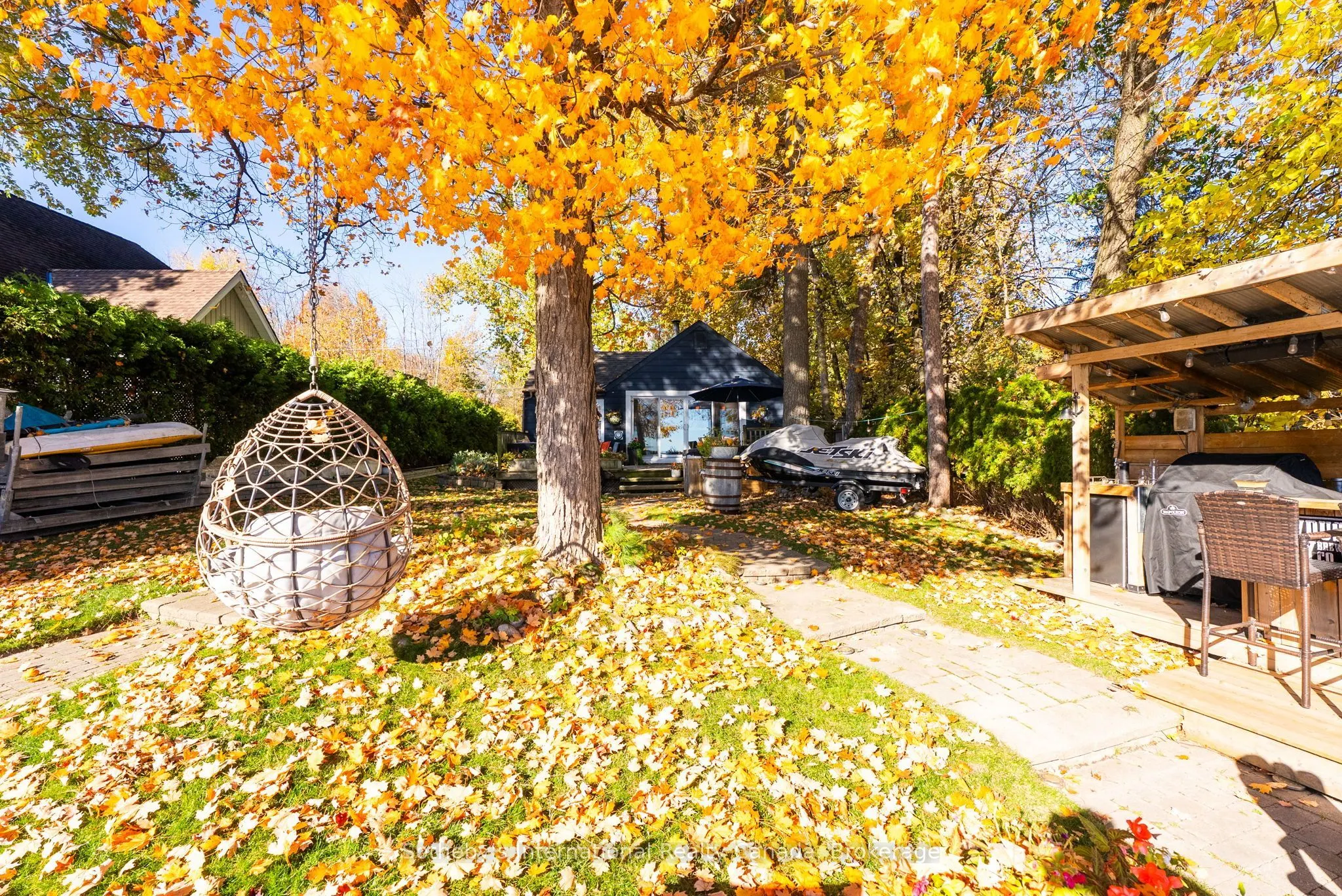 3211 Crescent Bay Road