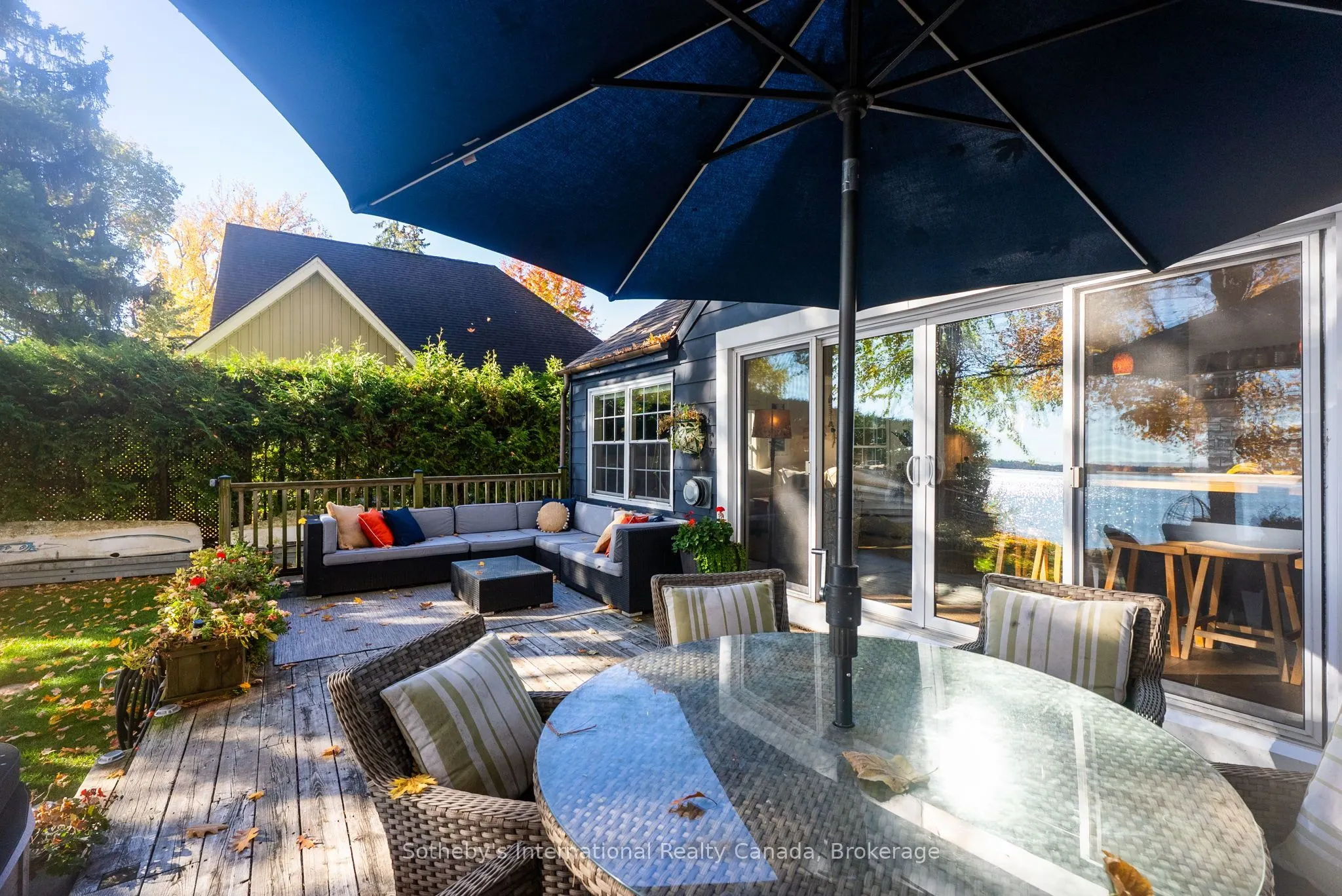 3211 Crescent Bay Road