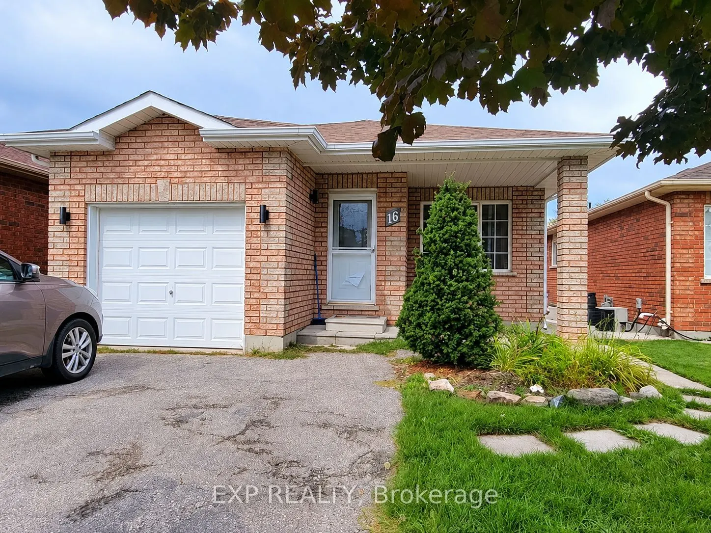 16 Lucas Avenue #Lower