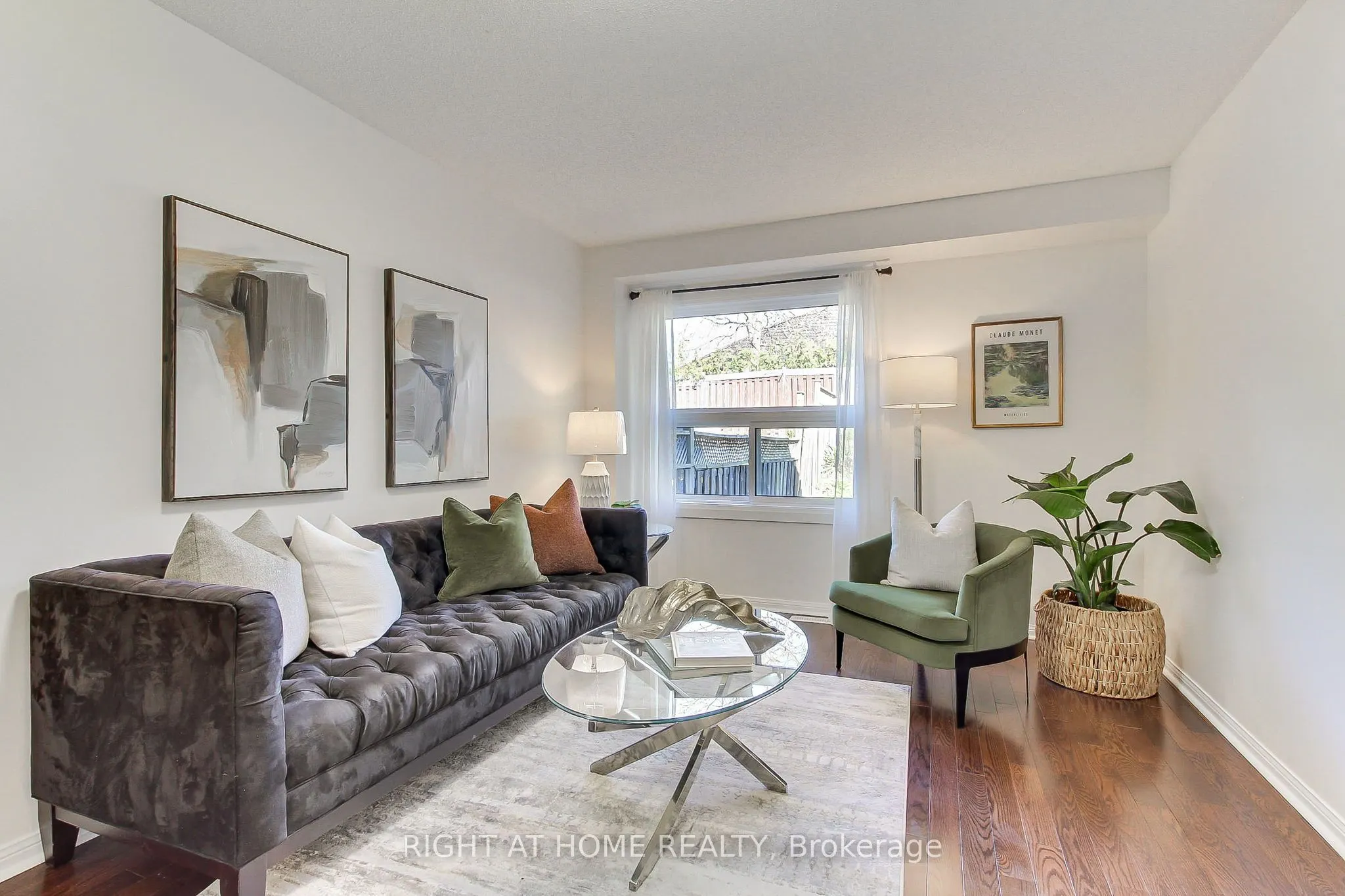 371 Ferndale Drive