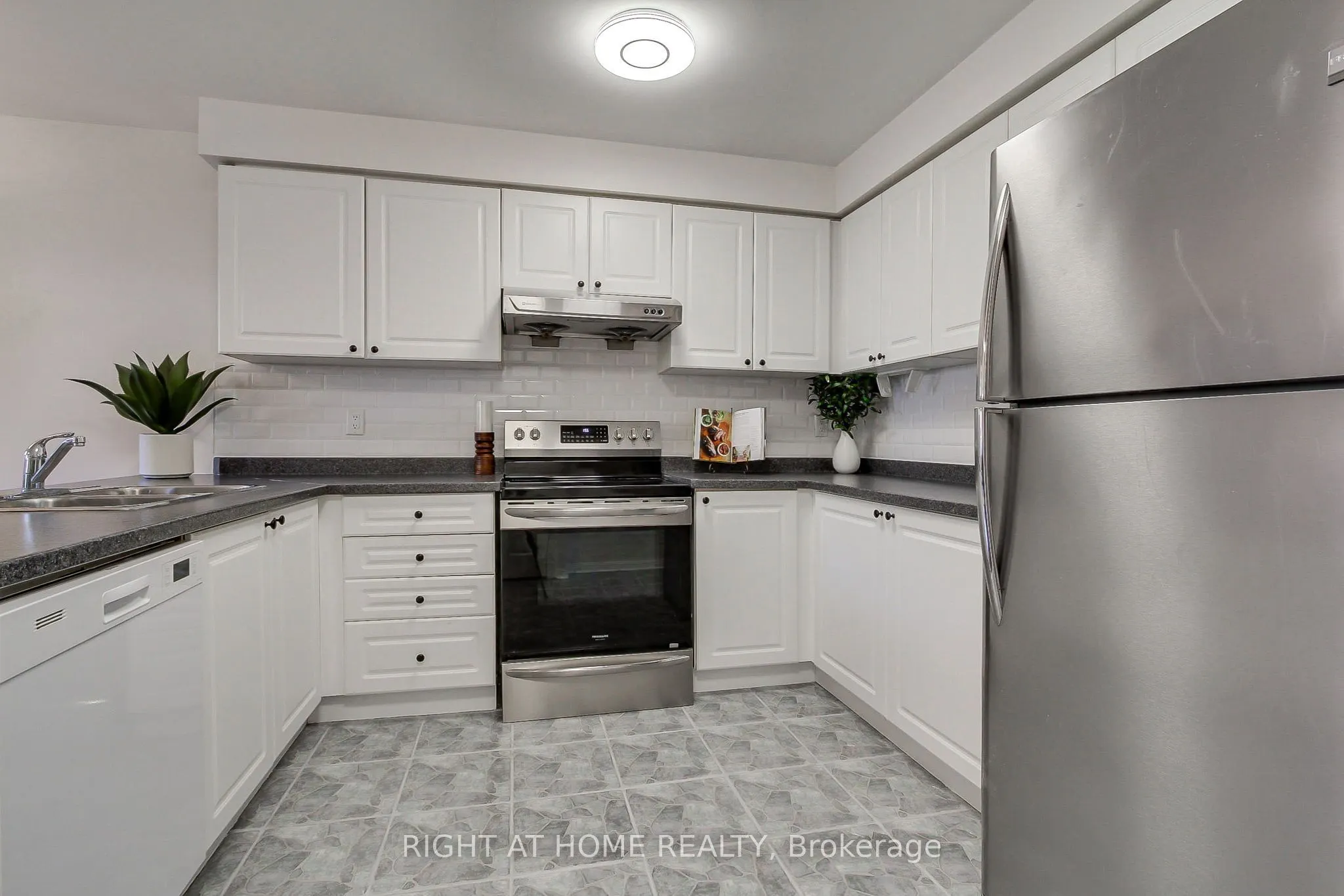 371 Ferndale Drive
