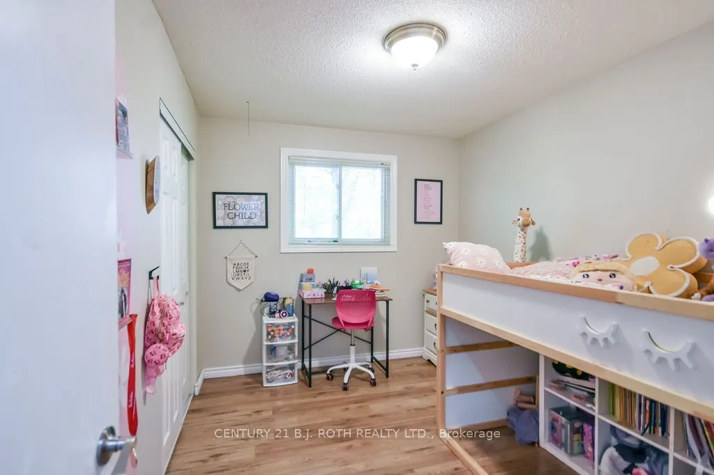 38 CHARLBROOK Avenue