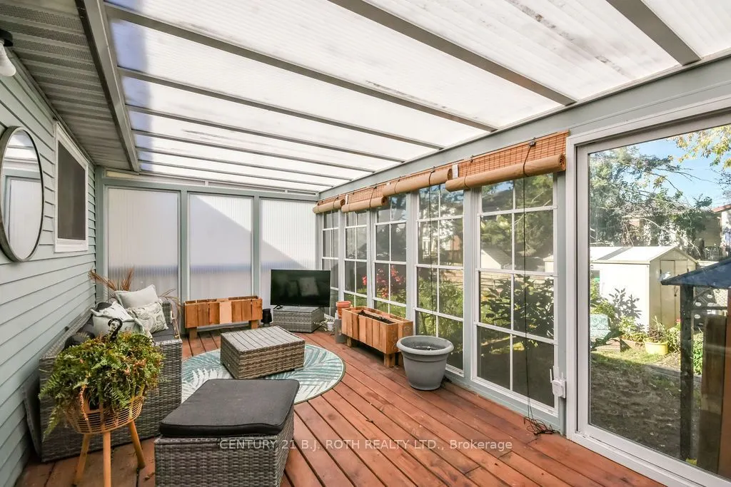 38 CHARLBROOK Avenue
