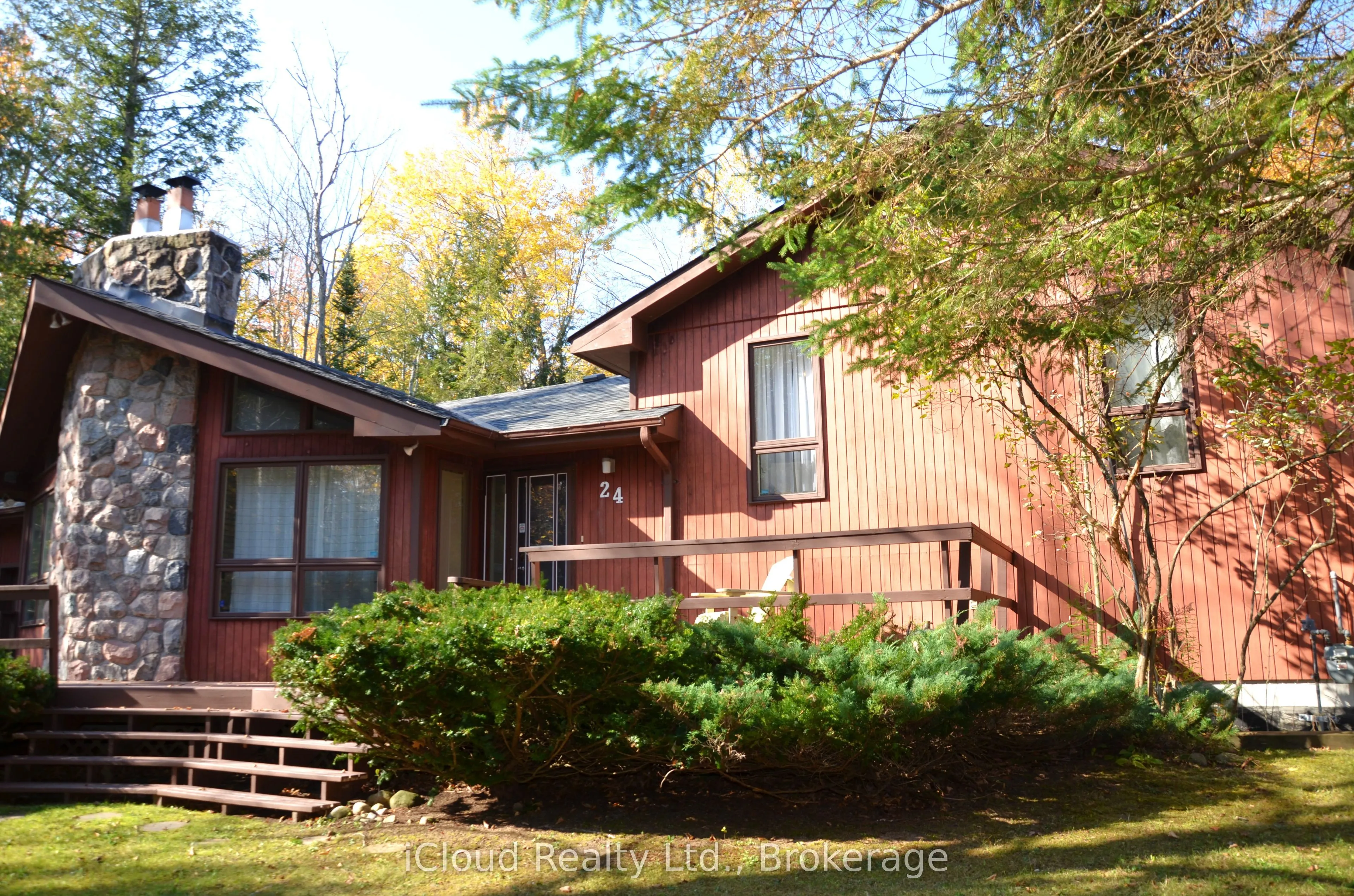 24 Montcalm Crescent