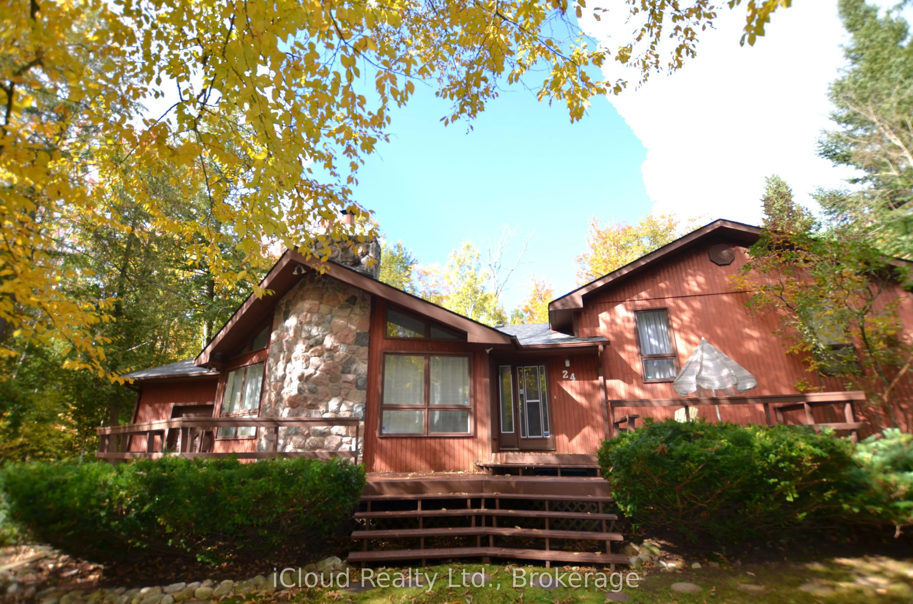 24 Montcalm Crescent