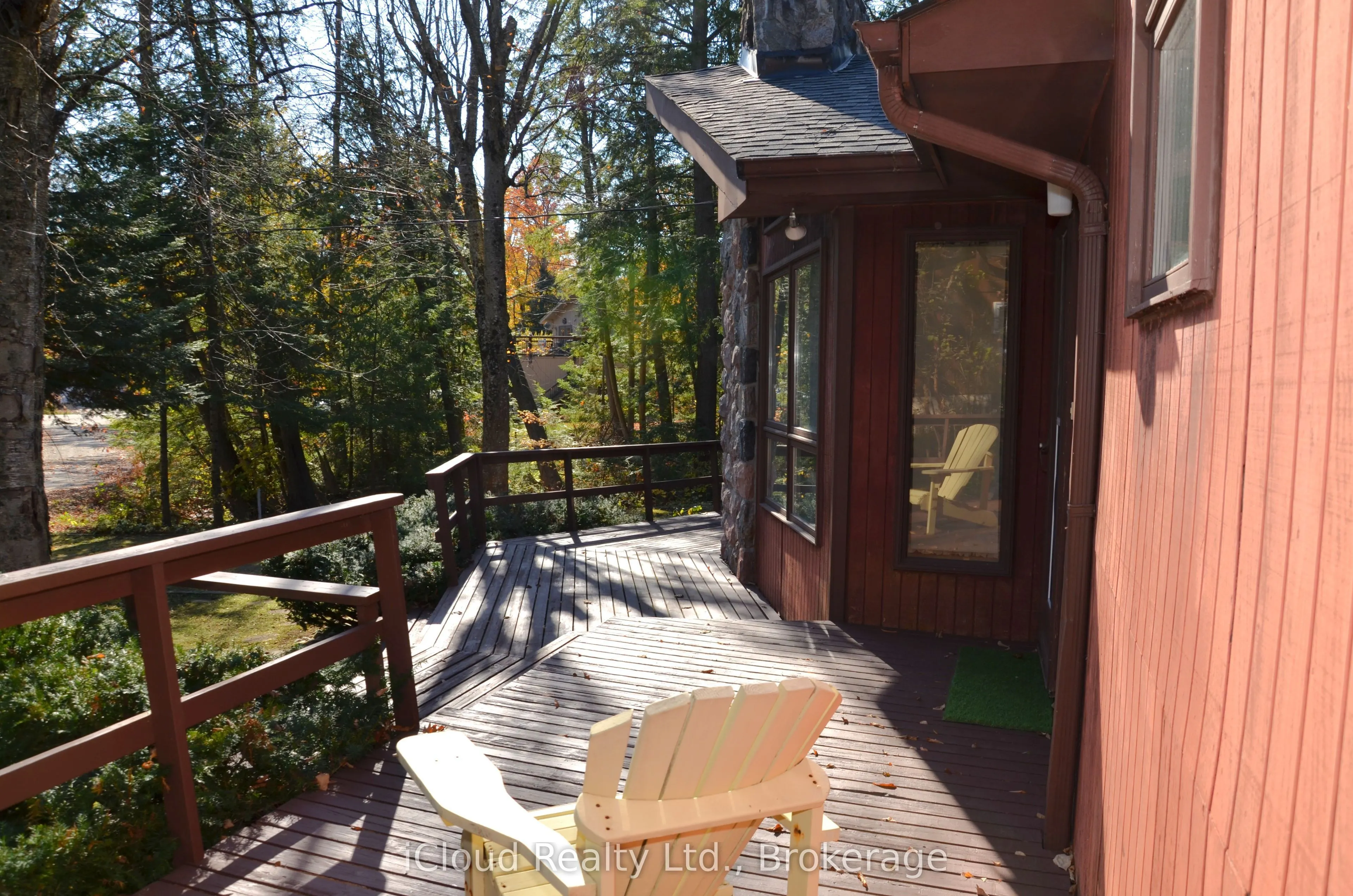 24 Montcalm Crescent