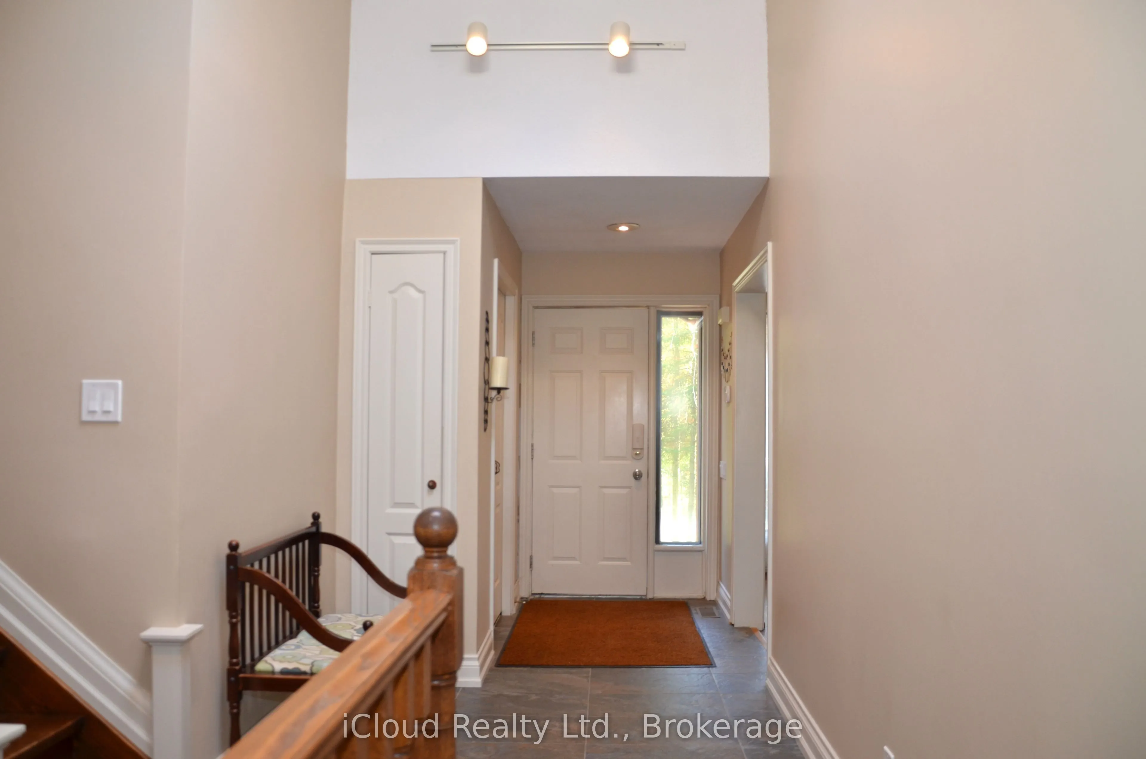 24 Montcalm Crescent