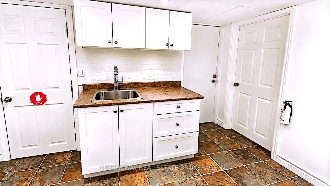 34 Tower Crescent #Basement