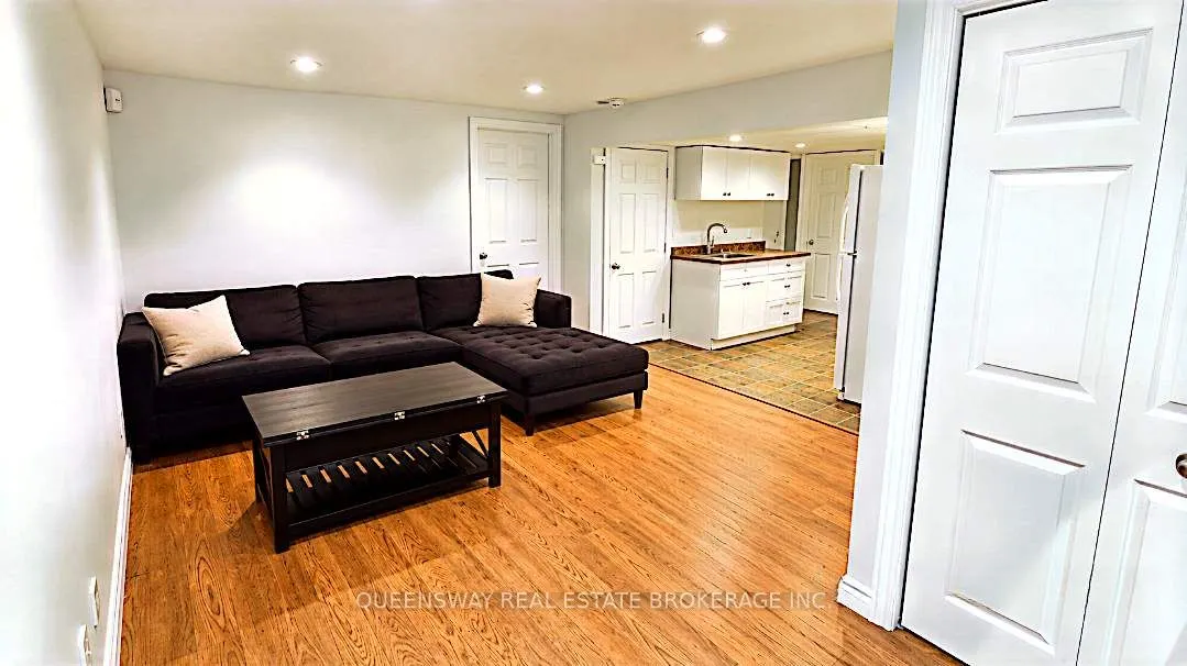 34 Tower Crescent #Basement