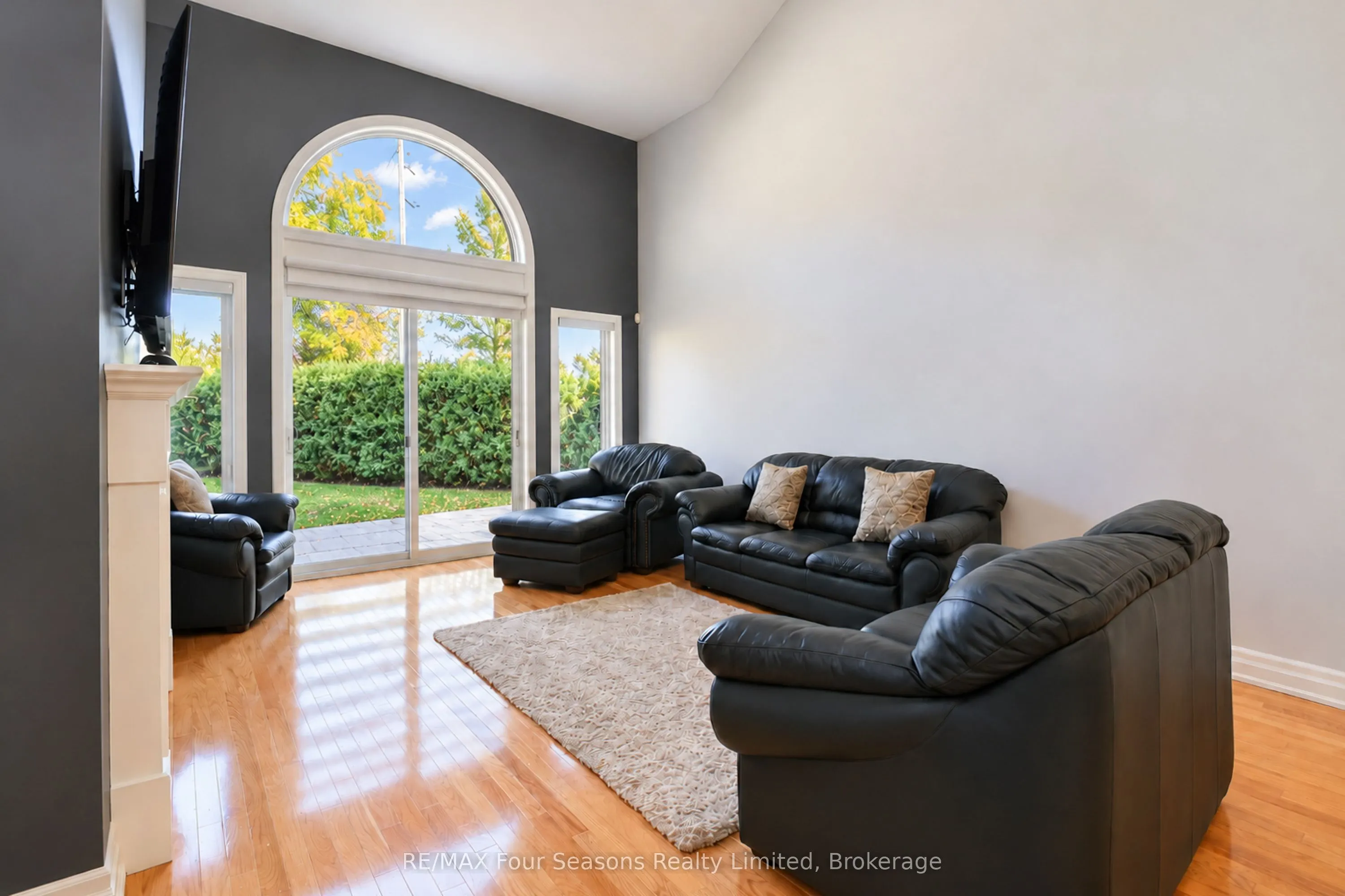15 Waterside Lane #8