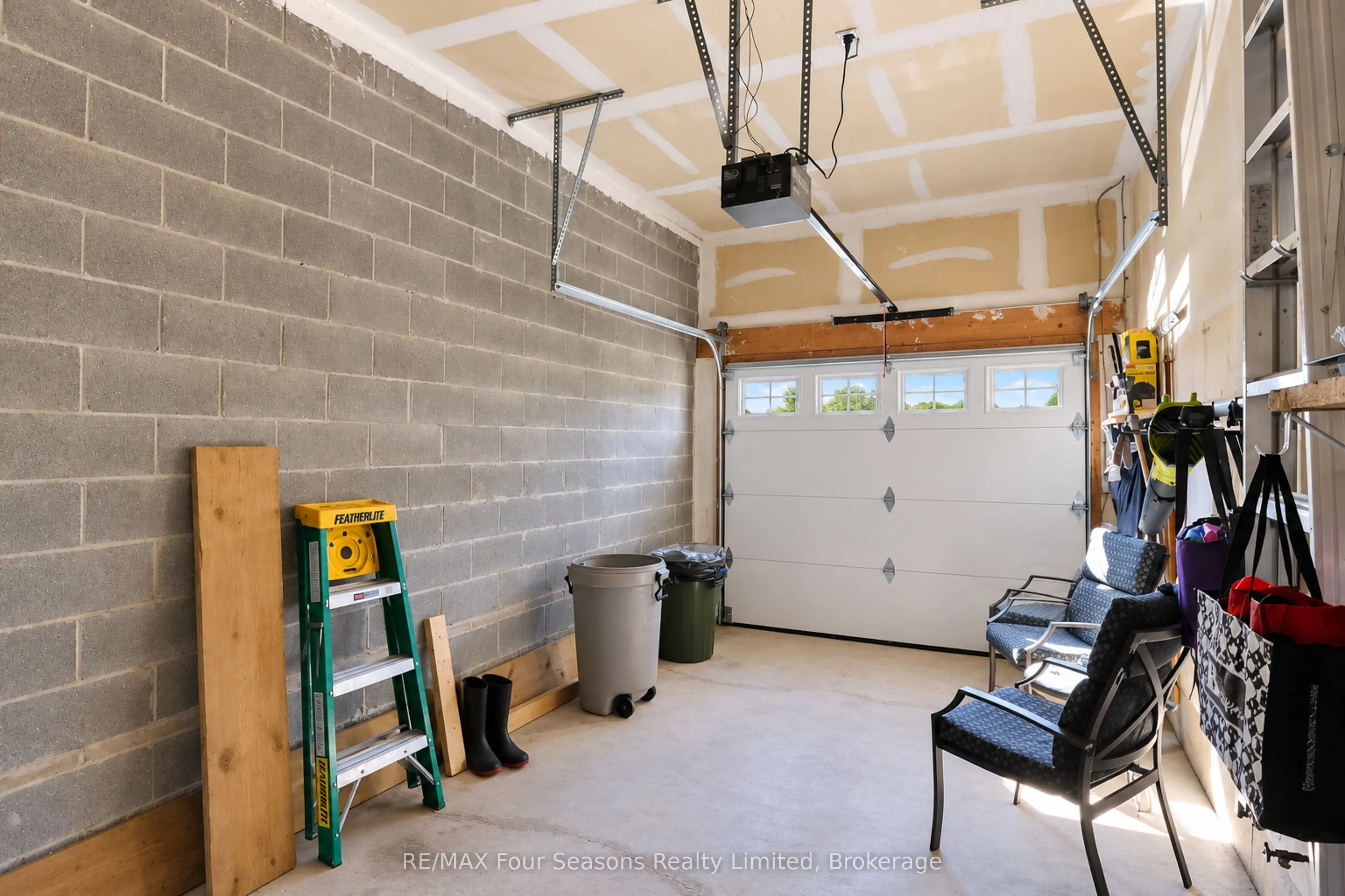 15 Waterside Lane #8