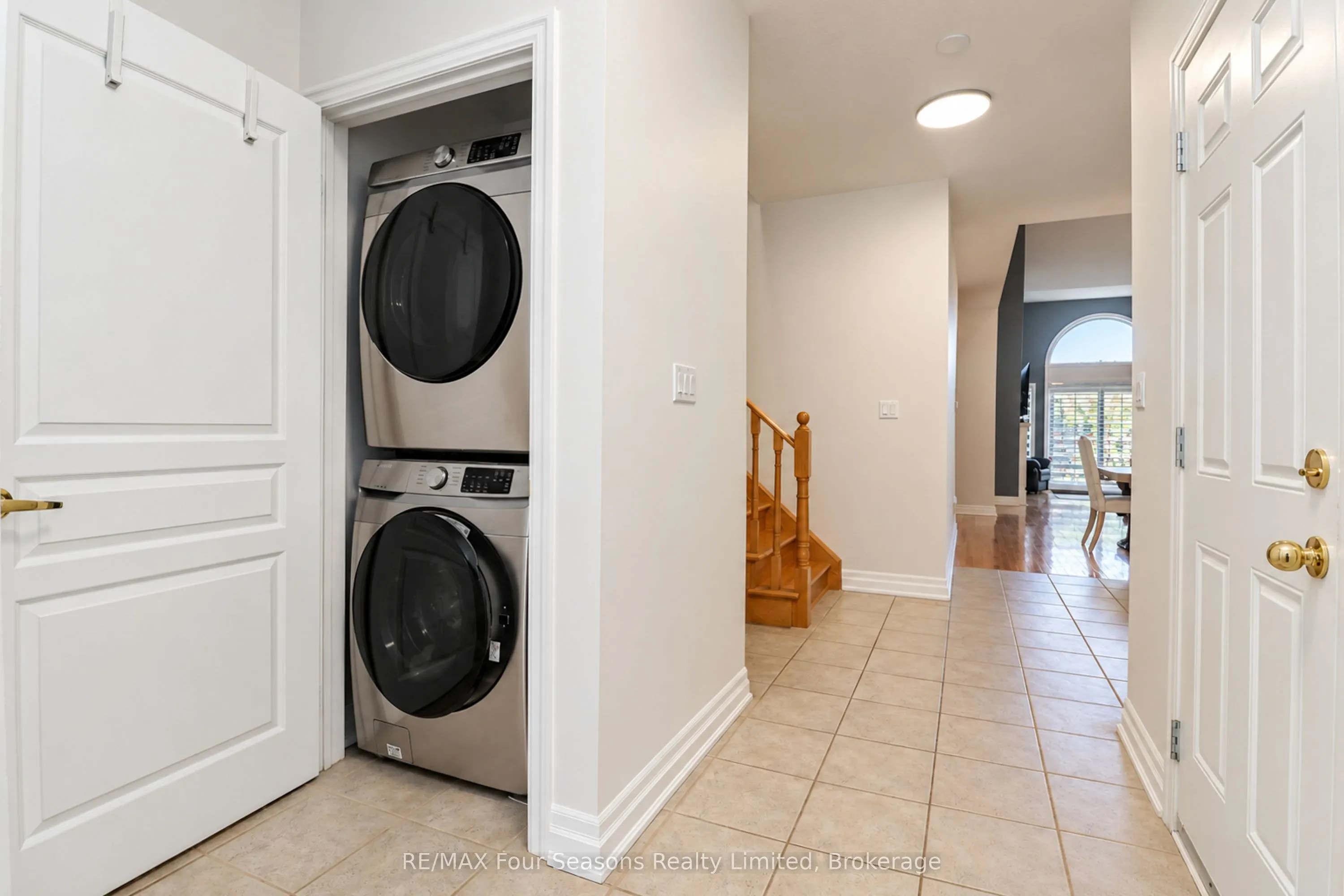 15 Waterside Lane #8