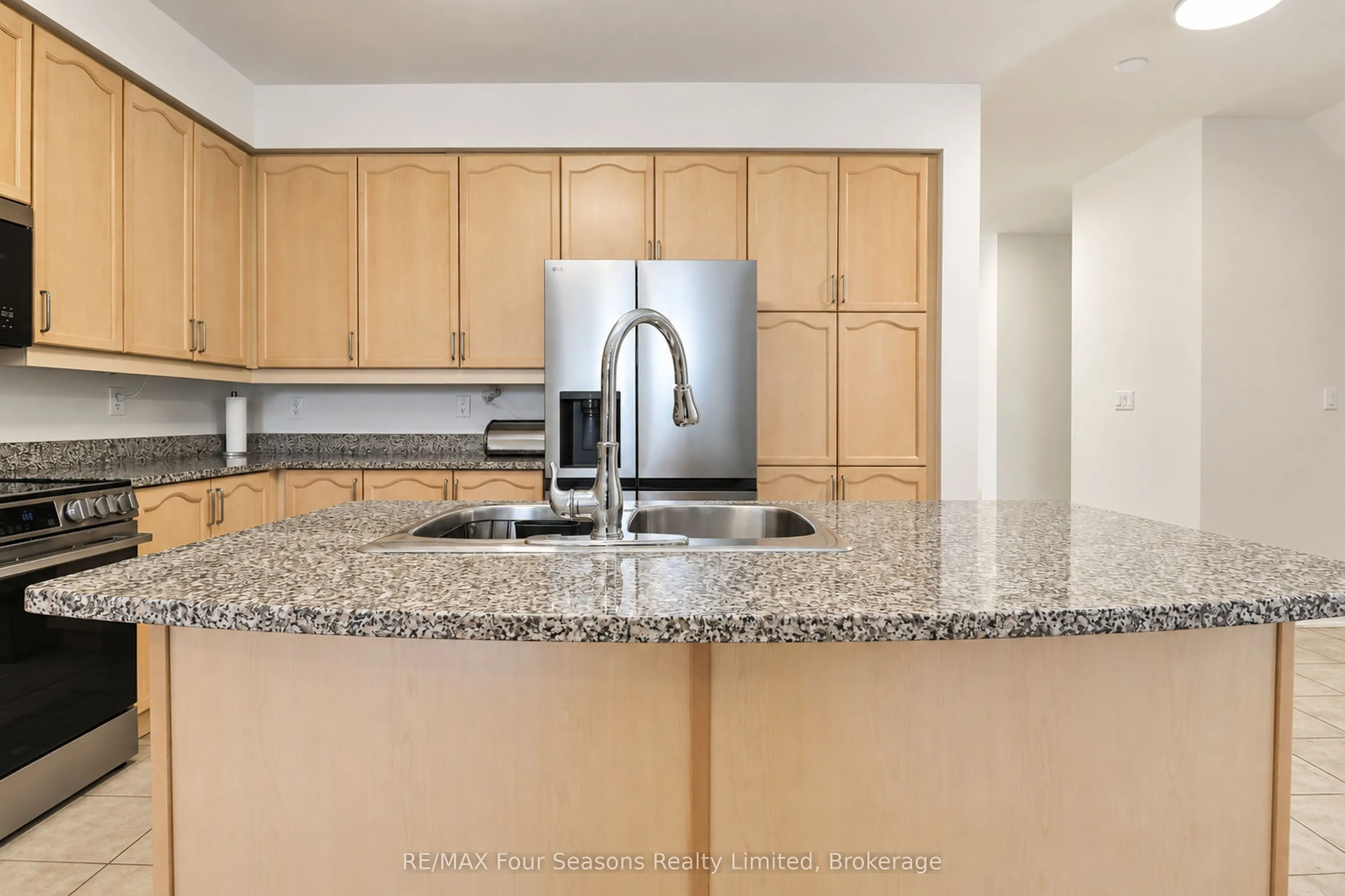 15 Waterside Lane #8
