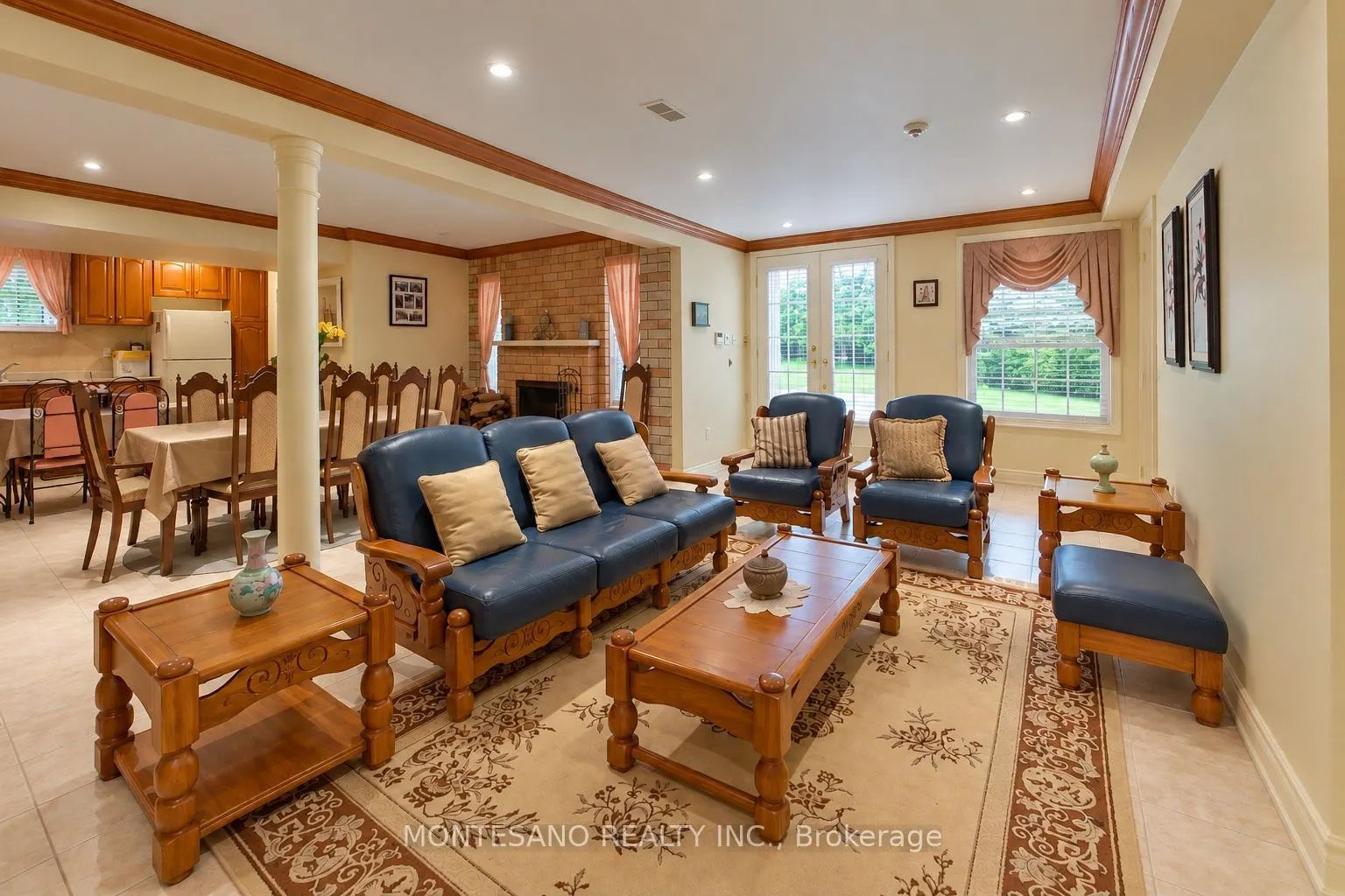 1133 Siesta Drive